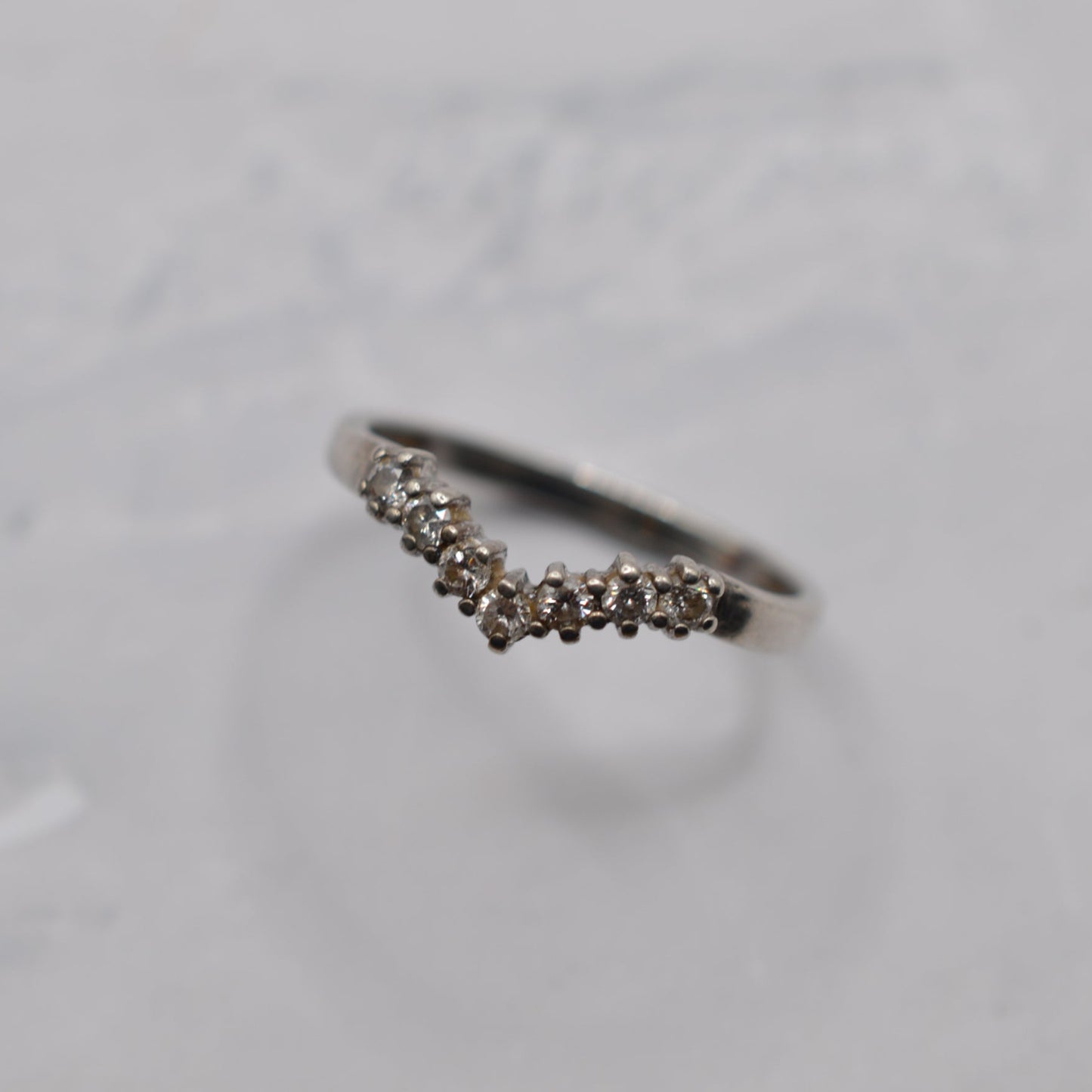 9ct White Gold 0.25ct Diamond Wishbone Ring