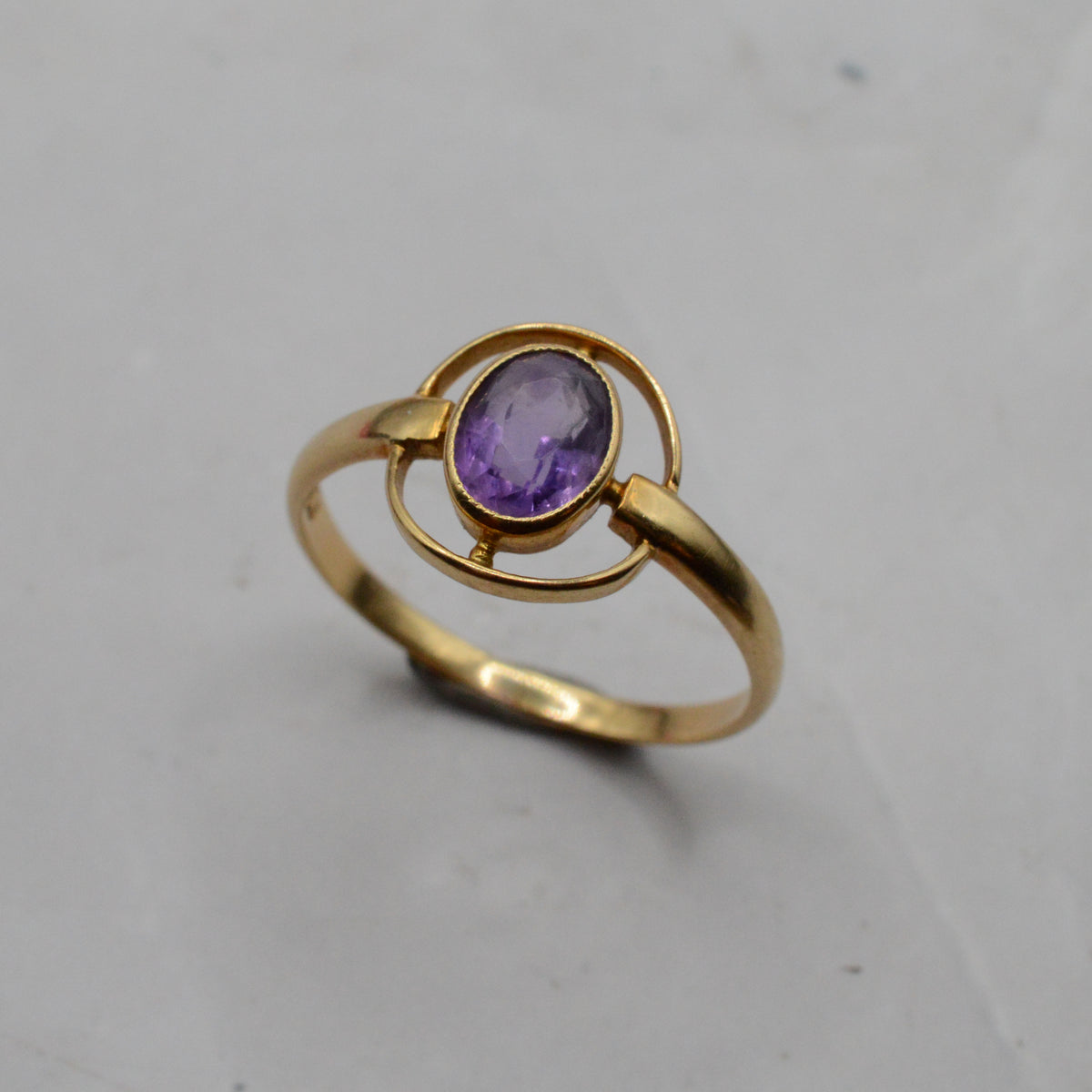 Antique Art Nouveau 18ct Gold Amethyst Dress Ring