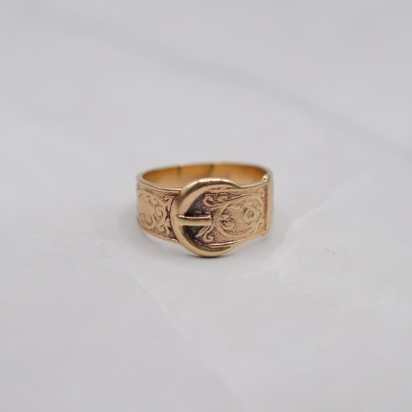 1960s Vintage 9ct Gold Buckle Ring