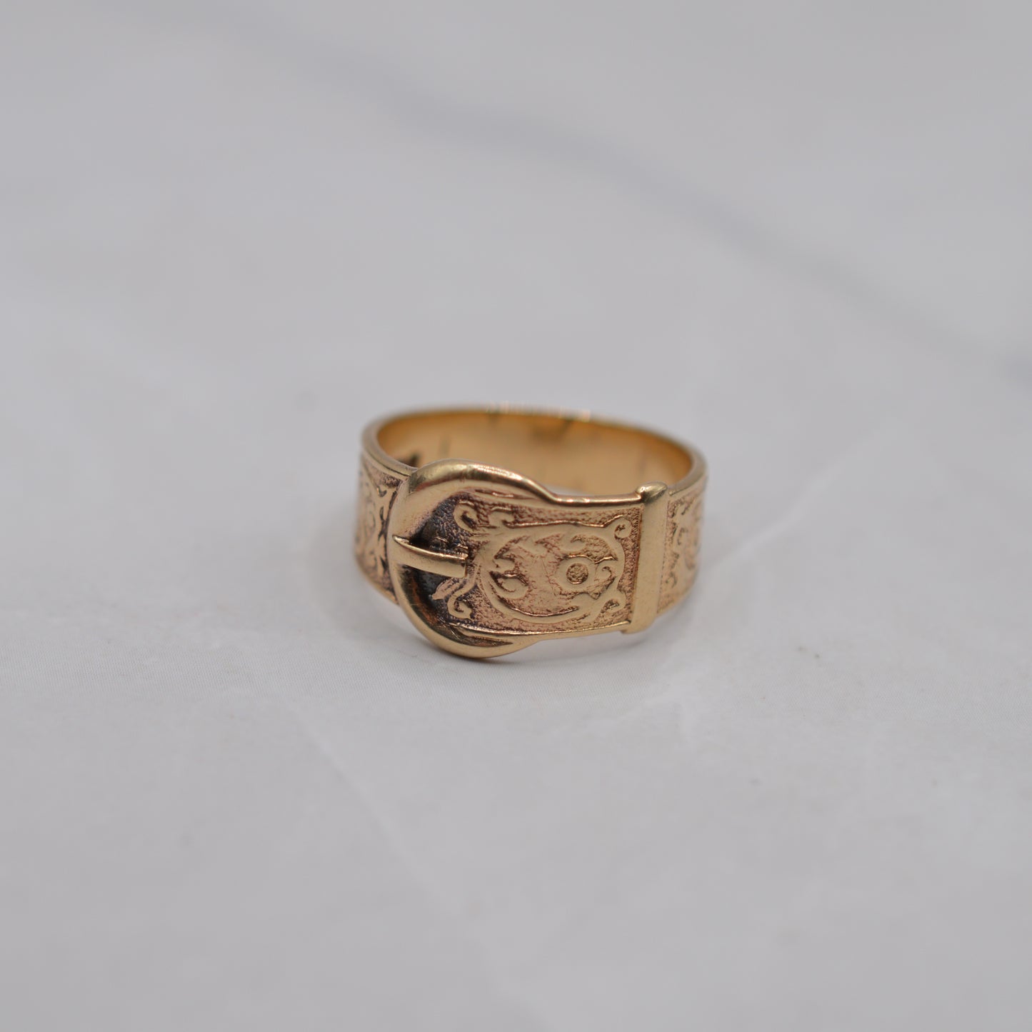 1960s Vintage 9ct Gold Buckle Ring