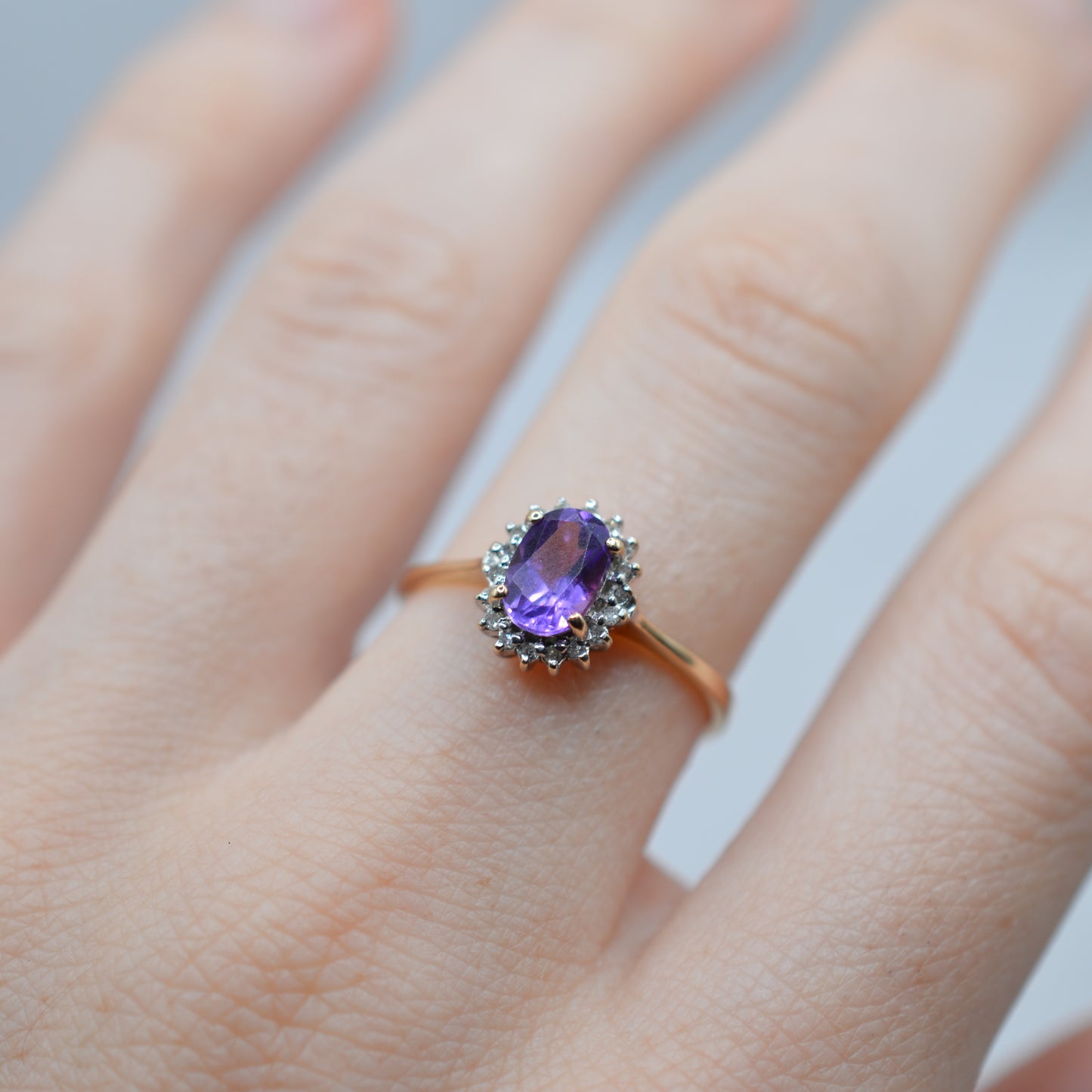 Y2K 9ct Gold Amethyst & Diamond Cluster Ring