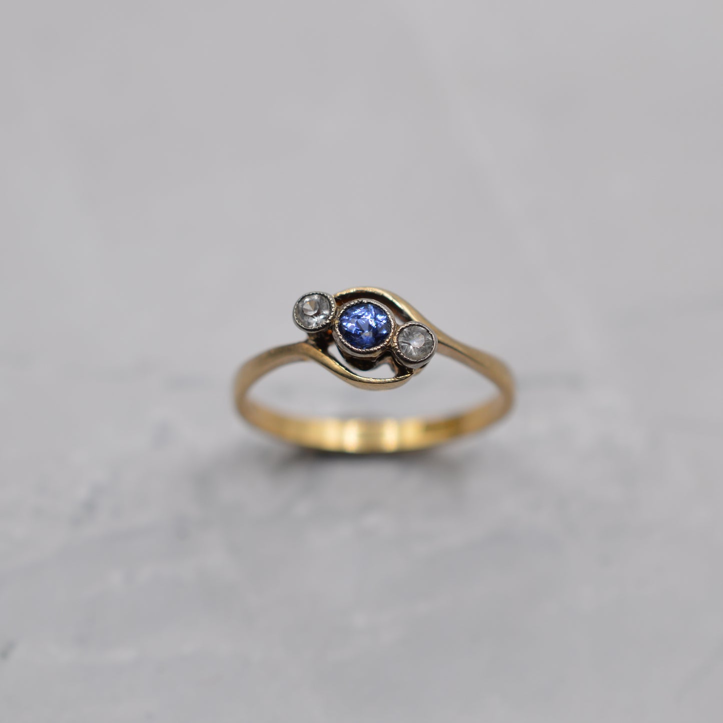 Antique 18ct Gold Sapphire Trilogy Bypass Ring