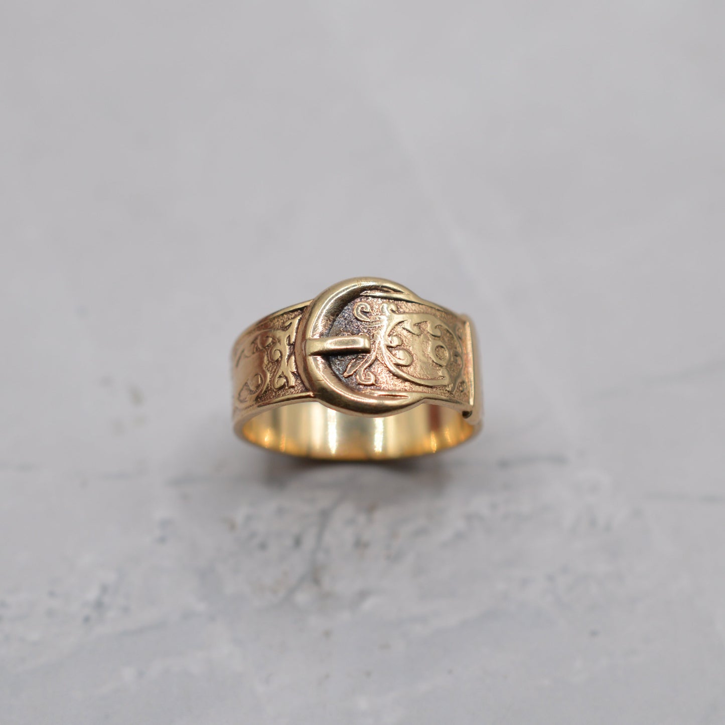 1960s Vintage 9ct Gold Buckle Ring