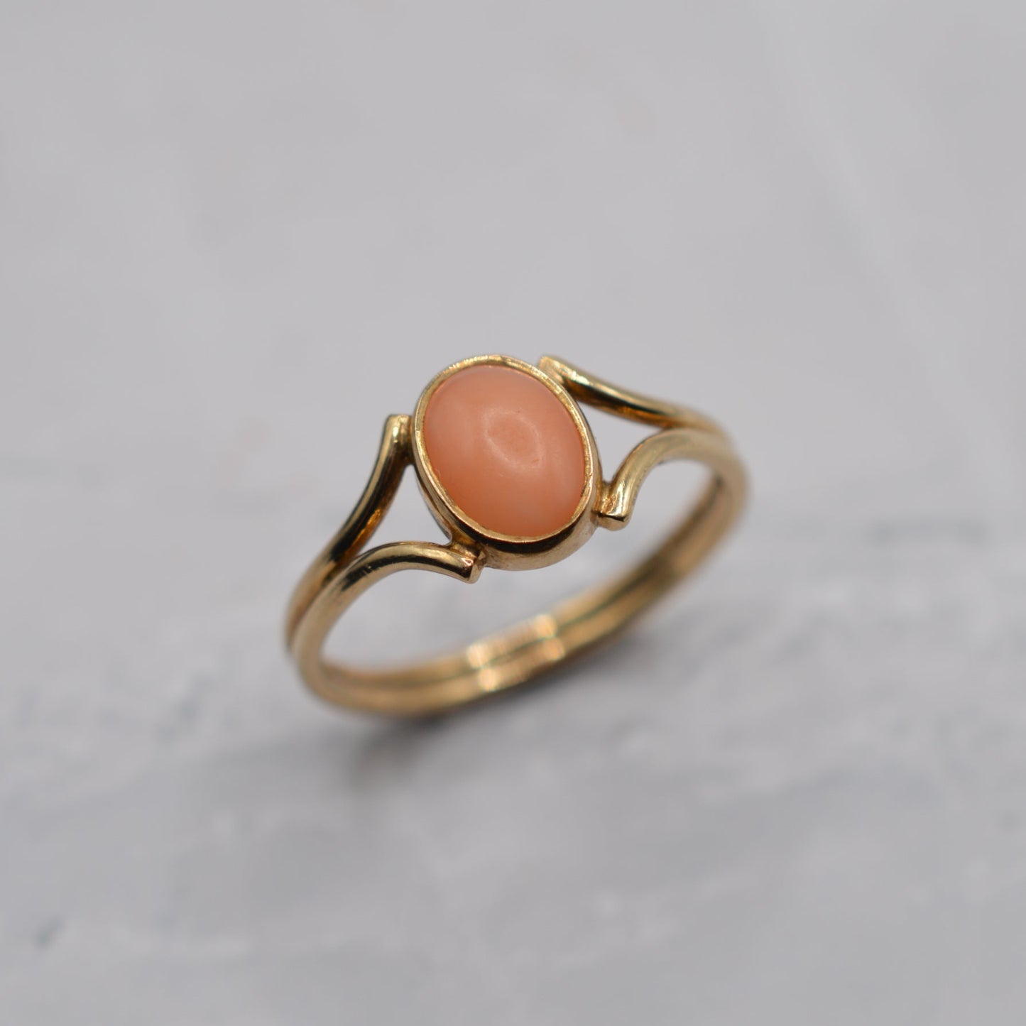 1970s Vintage 9ct Gold Coral Ring