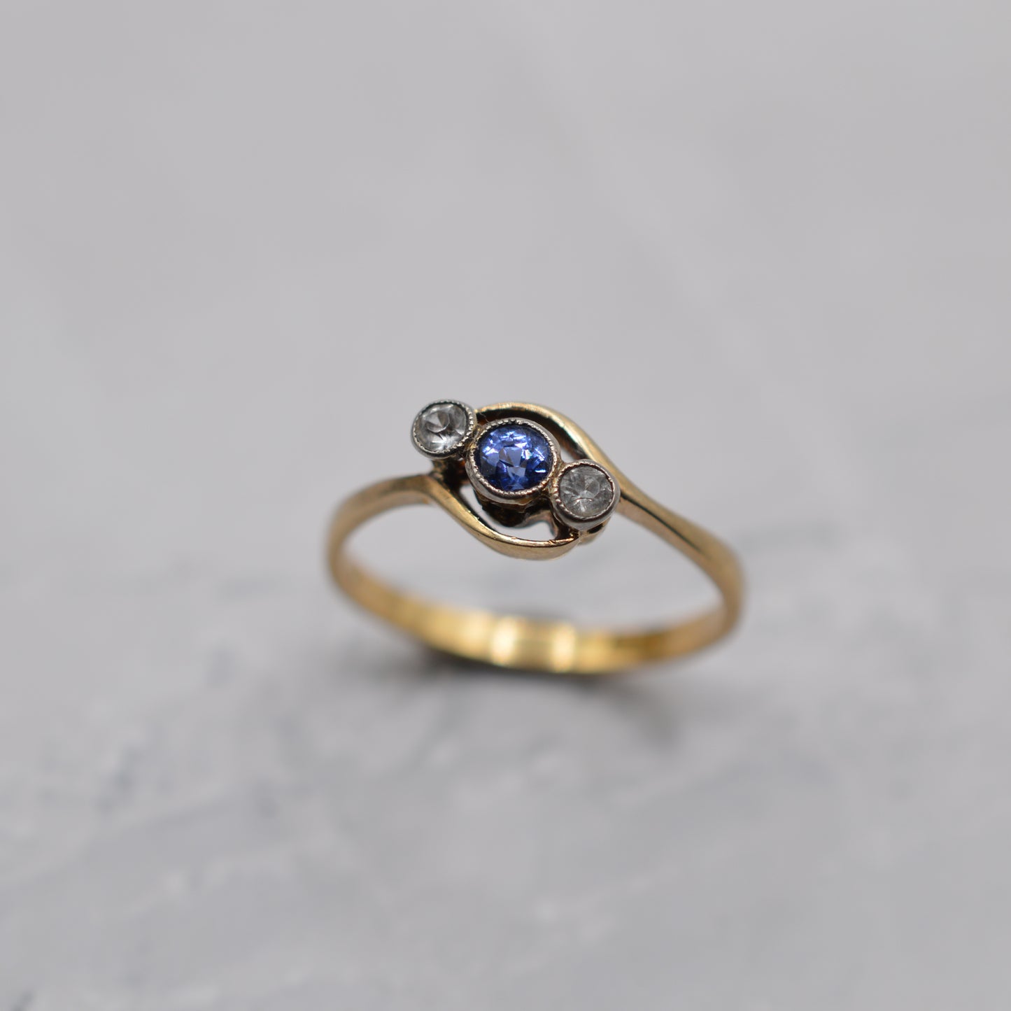 Antique 18ct Gold Sapphire Trilogy Bypass Ring