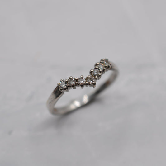 9ct White Gold 0.25ct Diamond Wishbone Ring