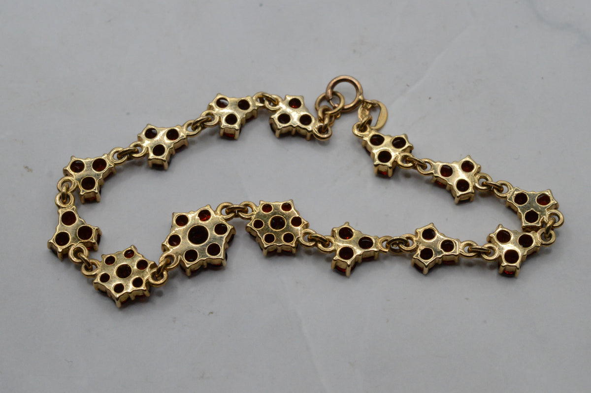 9ct Gold Garnet Floral Cluster Bracelet