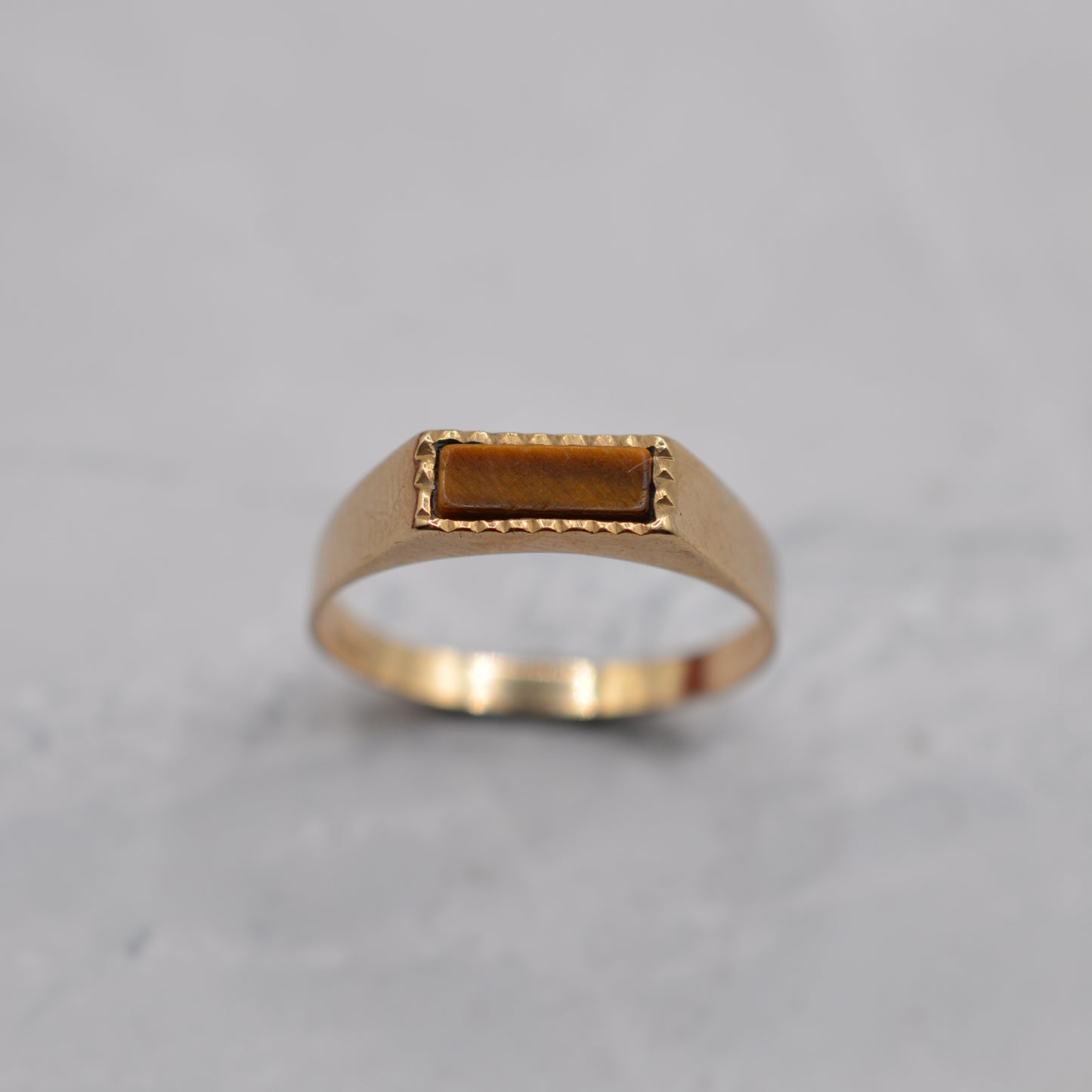 1970s Vintage 9ct Gold Tiger's Eye Signet Ring
