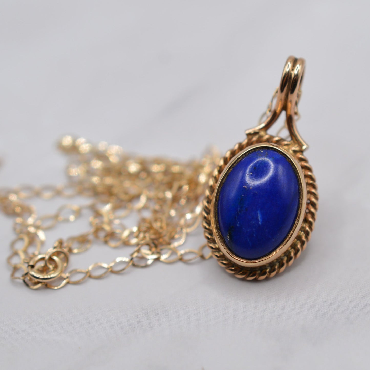 1980s 9ct Gold Lapis Lazuli Pendant Necklace