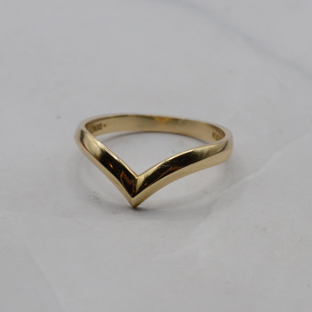 Y2K 14ct Gold Wishbone Ring