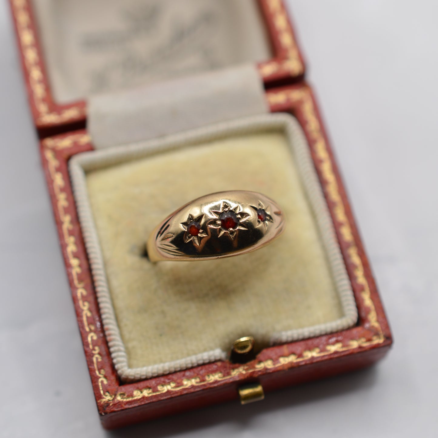 Chunky 1960s Vintage 9ct Gold Garnet Gypsy Trilogy Ring
