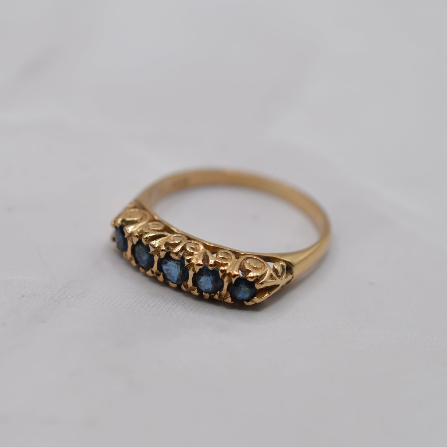 1970s Vintage 9ct Gold Sapphire Five-Stone Ring