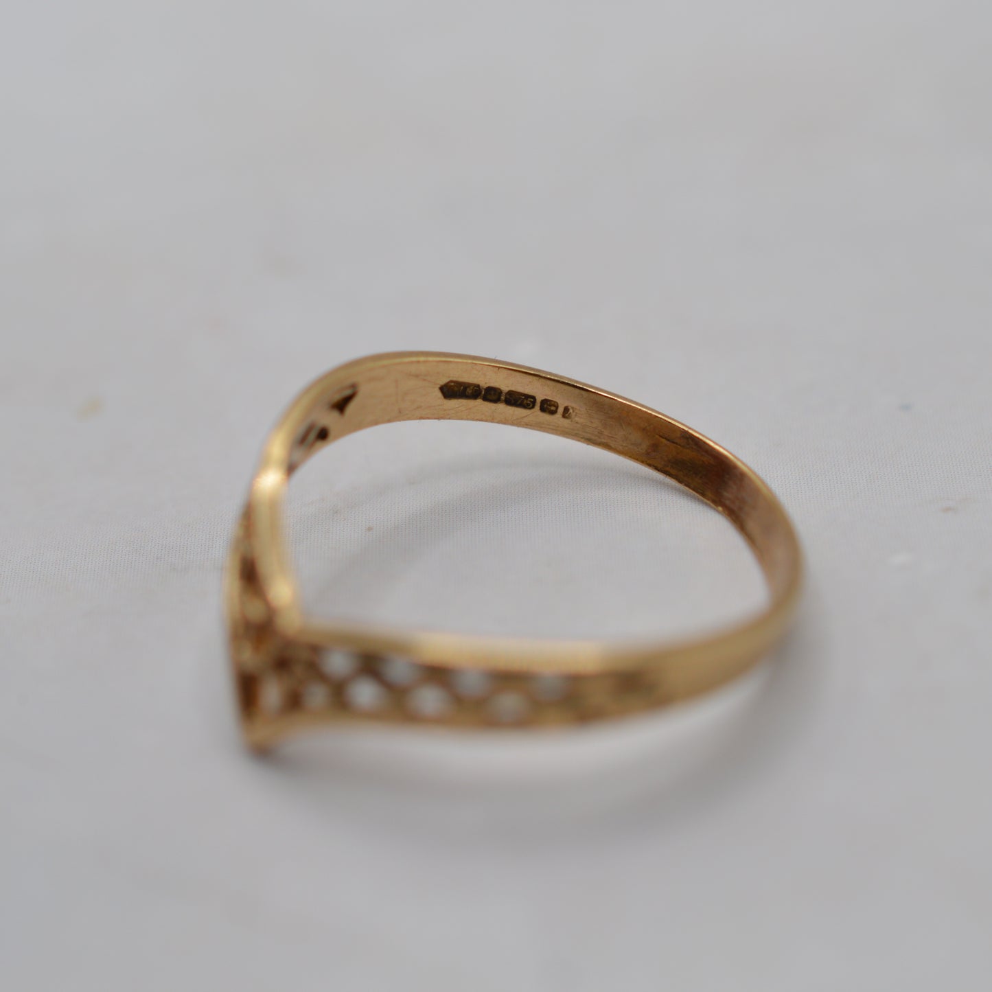 1980s 9ct Gold Openwork Wishbone Ring