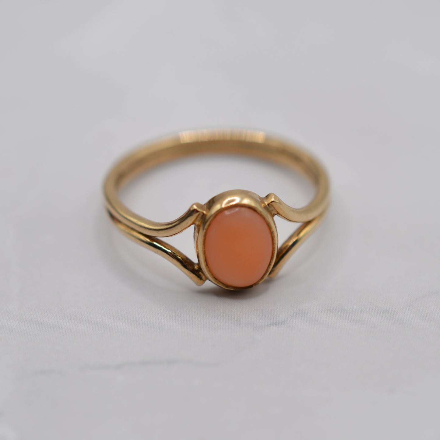 1970s Vintage 9ct Gold Coral Ring