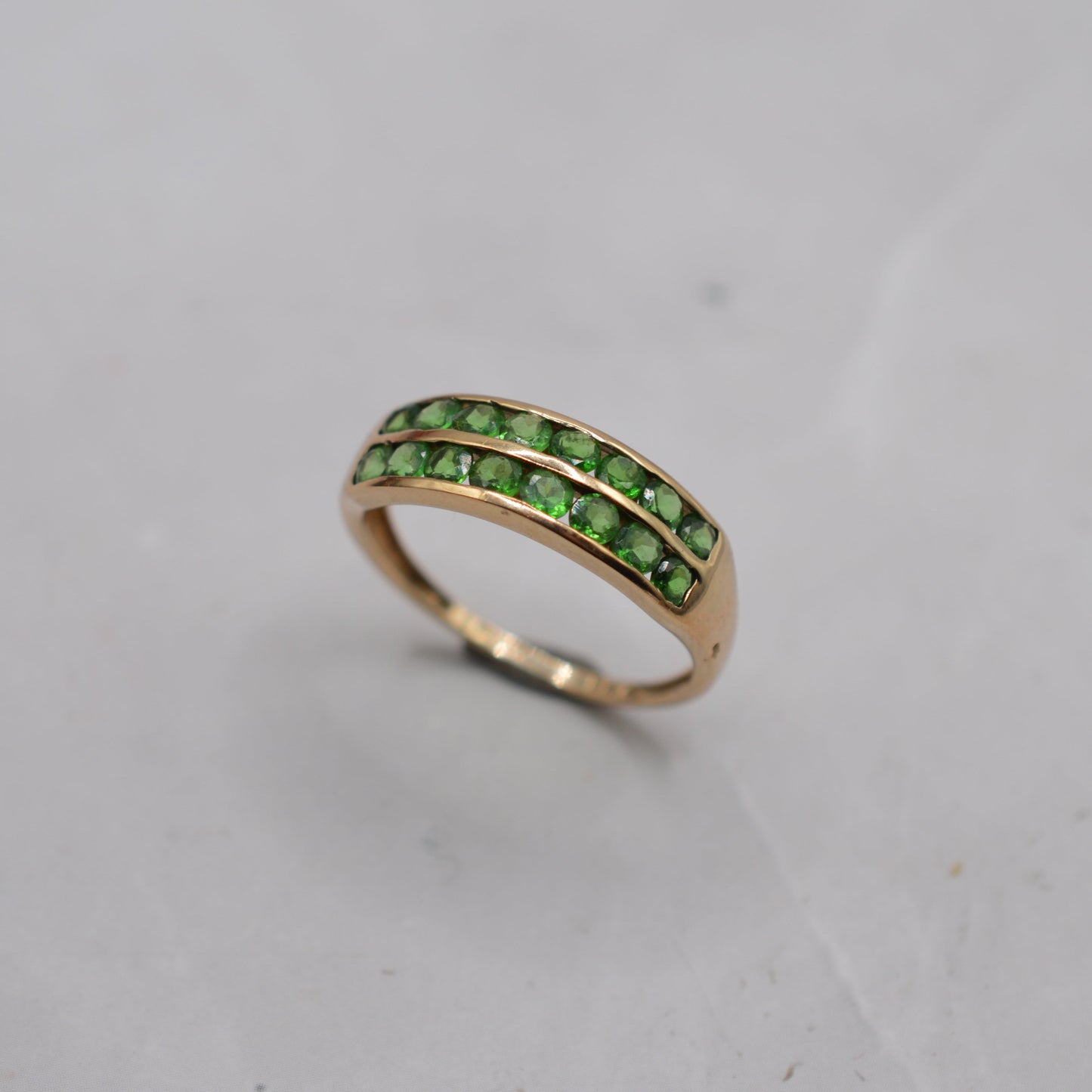 9ct Gold Green Garnet Double-Row Ring