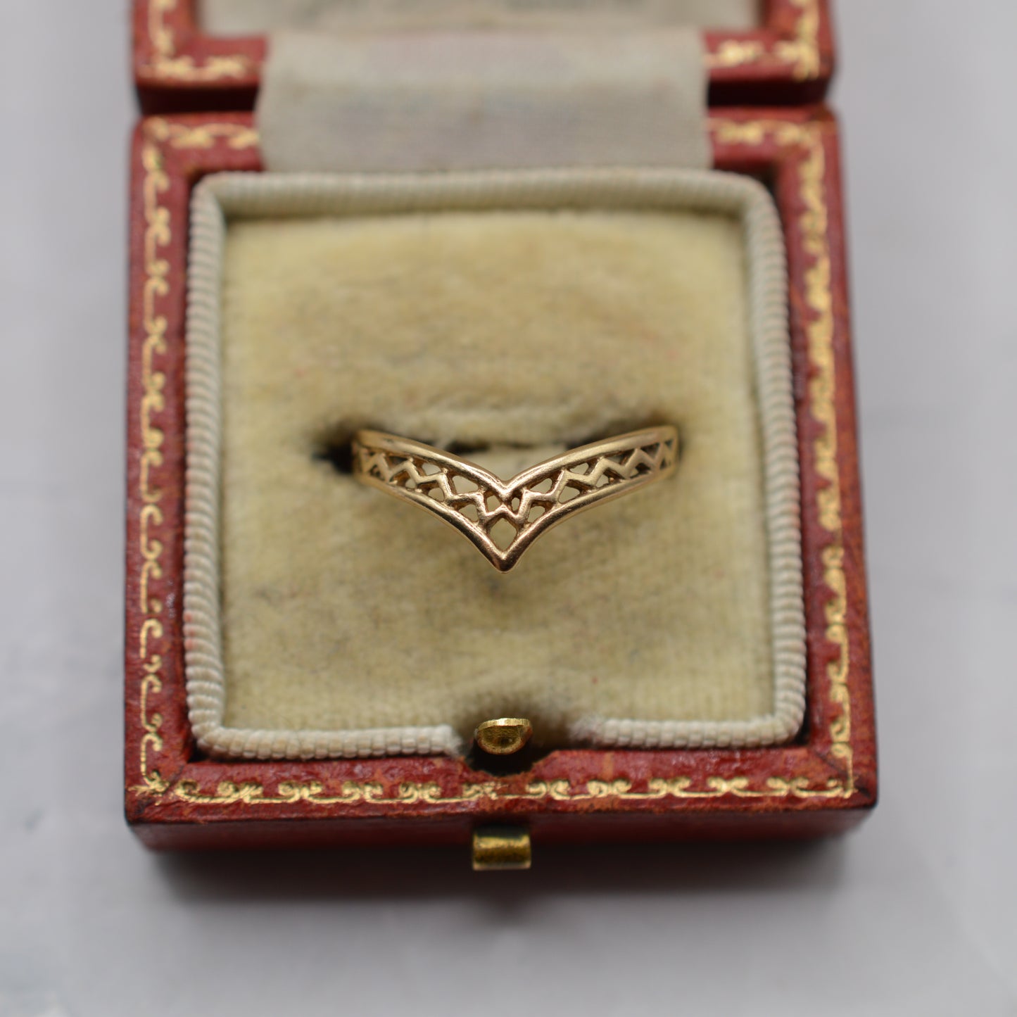 1980s 9ct Gold Openwork Wishbone Ring