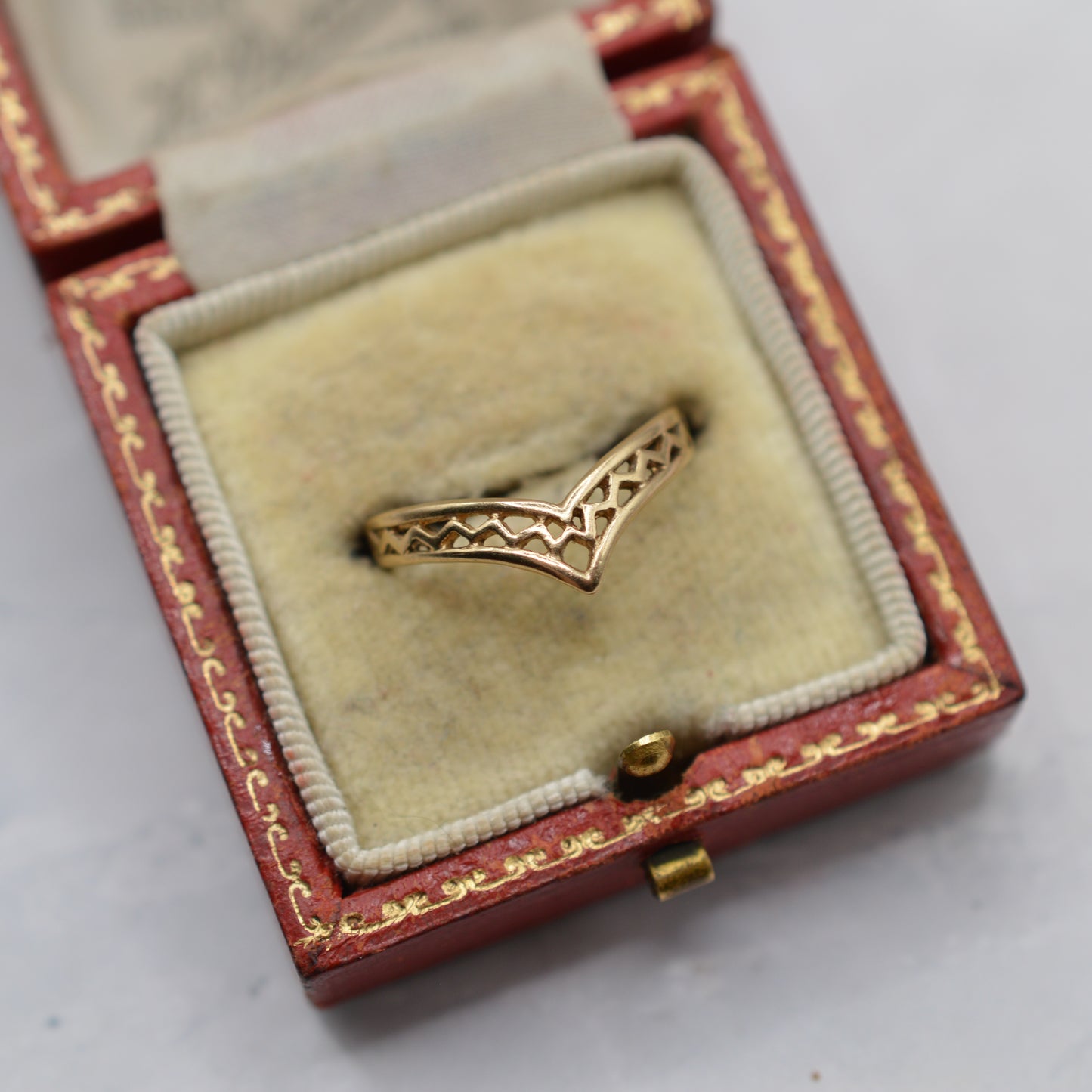 1980s 9ct Gold Openwork Wishbone Ring