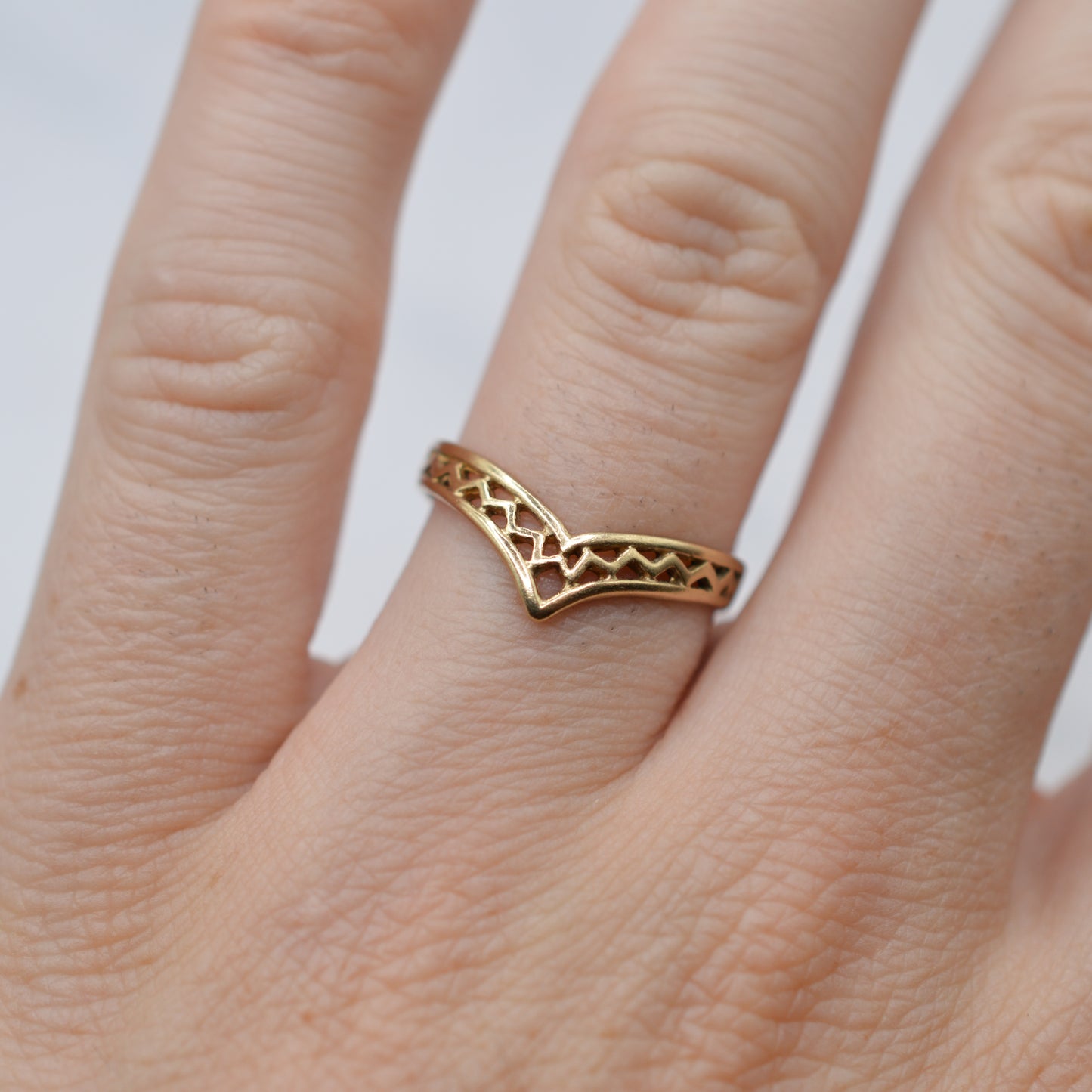 1980s 9ct Gold Openwork Wishbone Ring