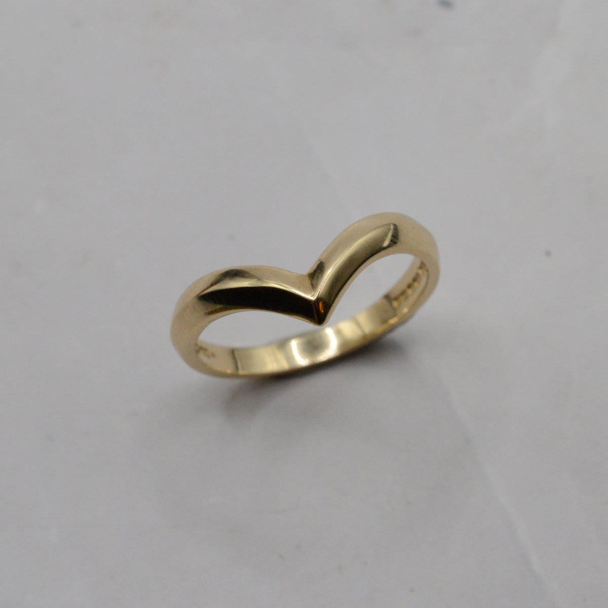 Y2K 14ct Gold Wishbone Ring