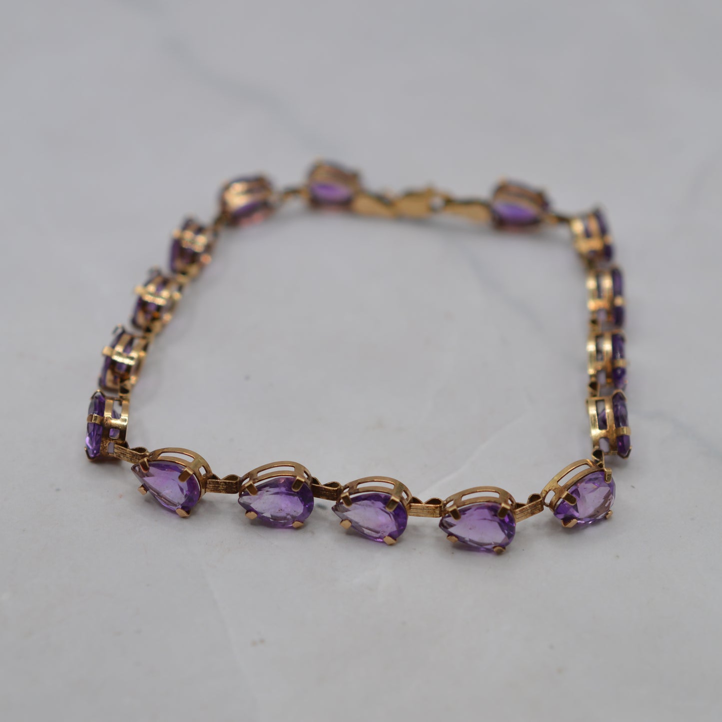 9ct Gold Amethyst Line Bracelet (7.5")