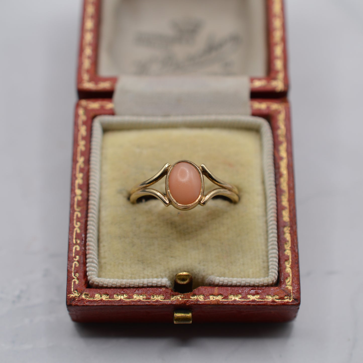 1970s Vintage 9ct Gold Coral Ring