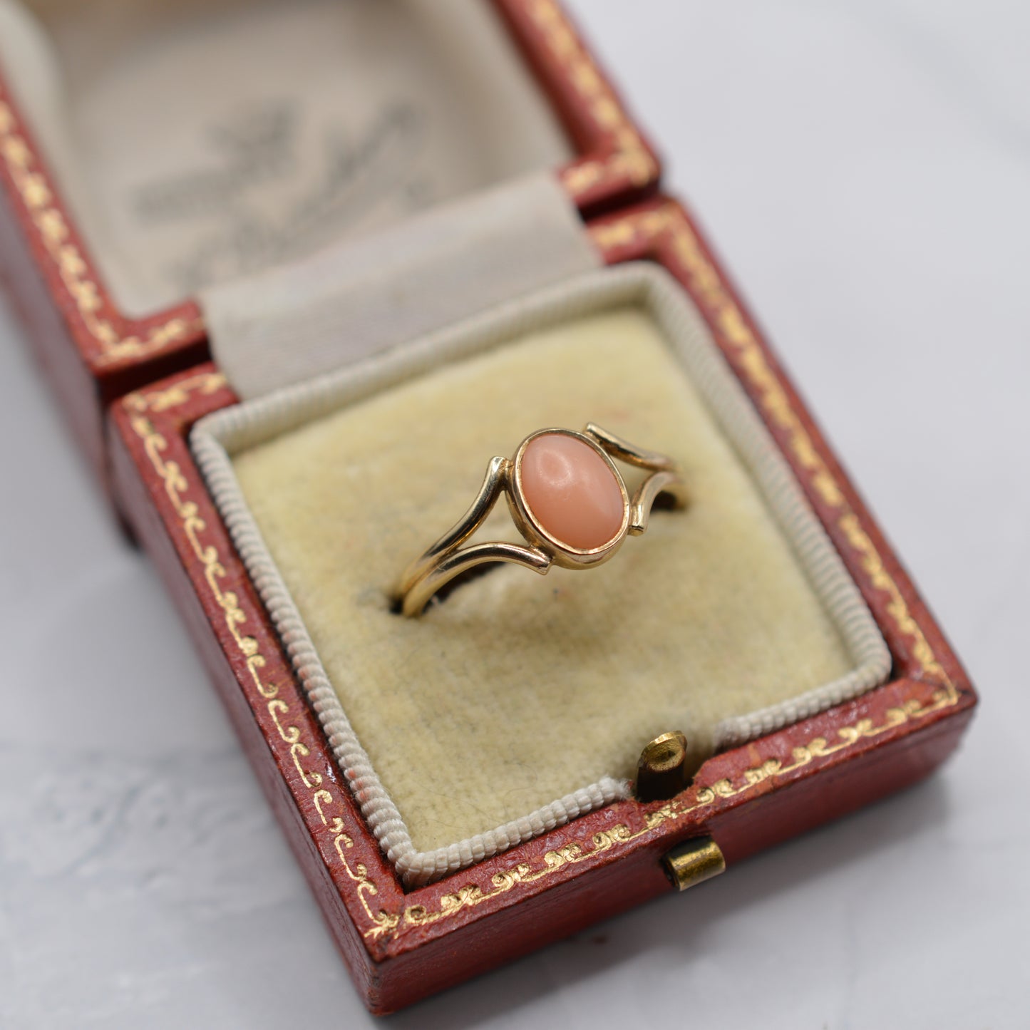 1970s Vintage 9ct Gold Coral Ring