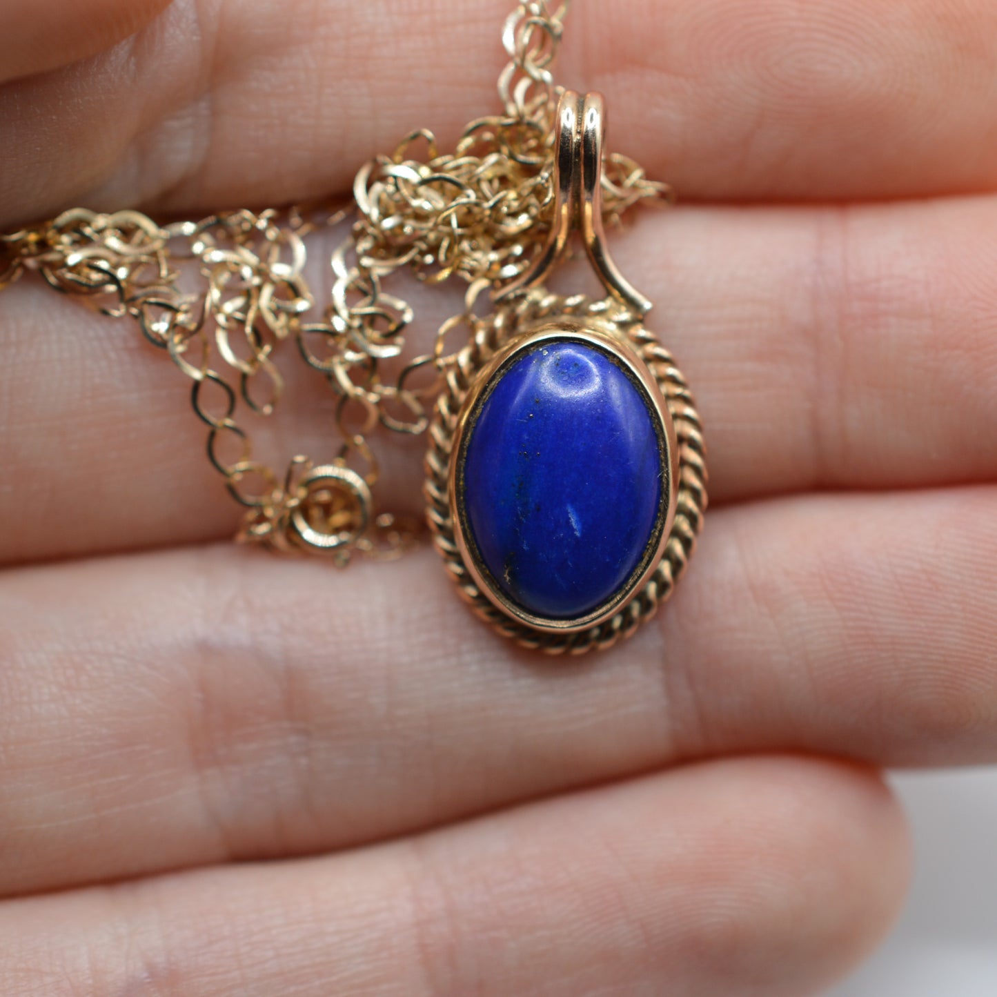 1980s 9ct Gold Lapis Lazuli Pendant Necklace