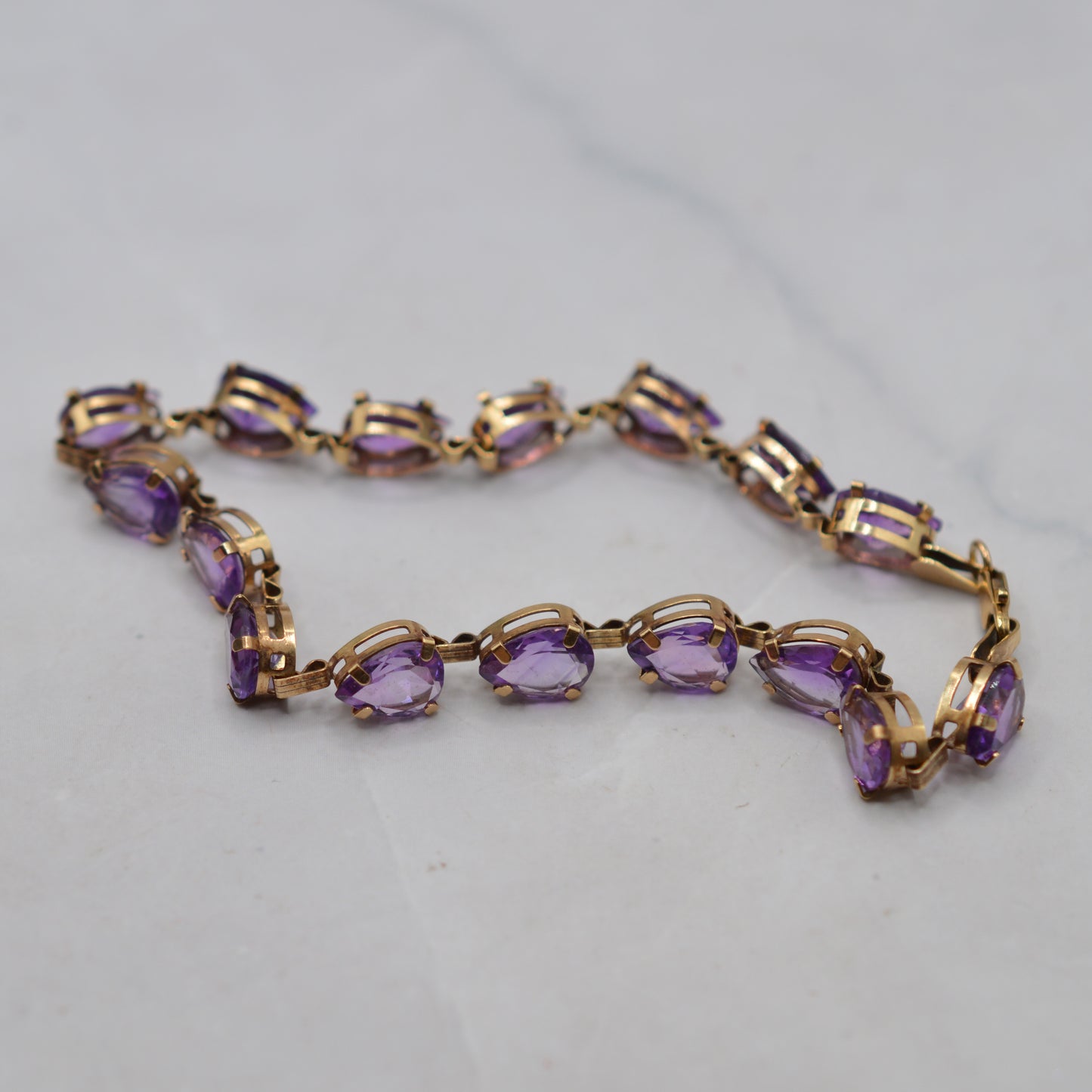 9ct Gold Amethyst Line Bracelet (7.5")