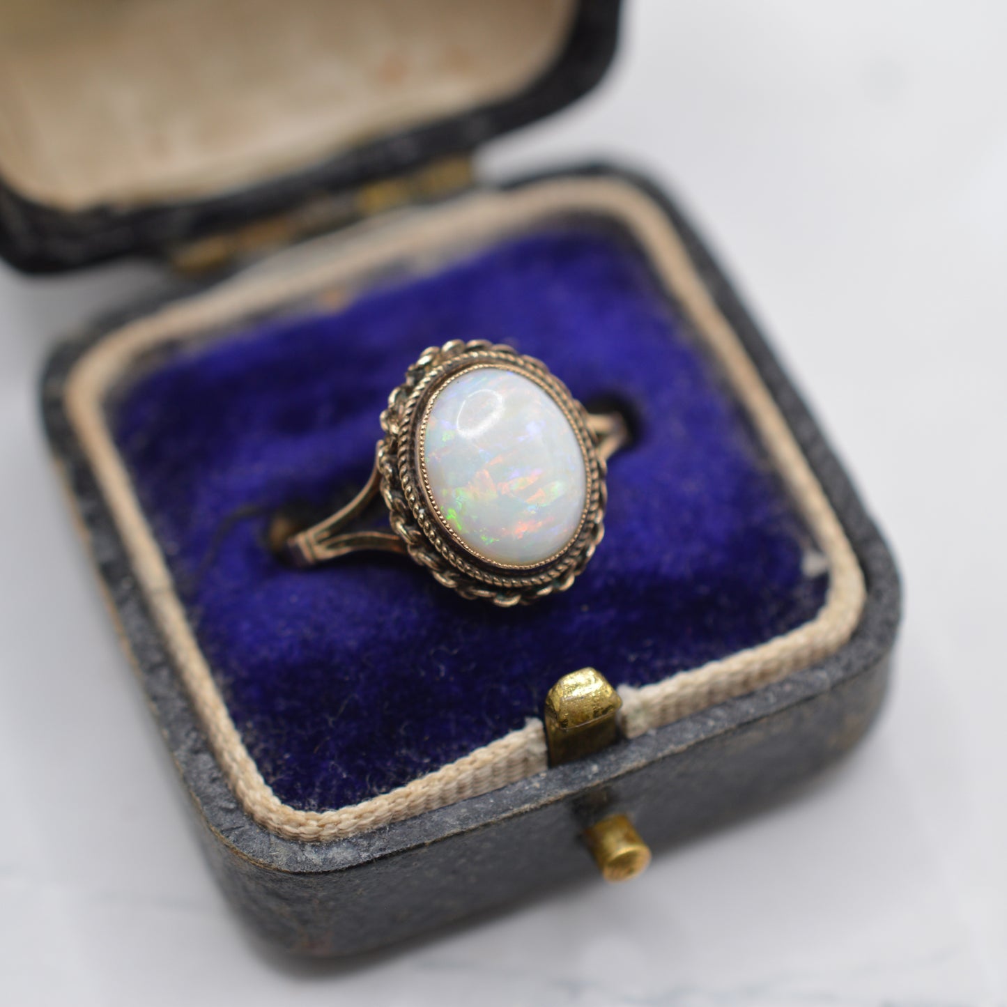 1970s Vintage 9ct Gold Opal Ring with Rope-Twist Detail