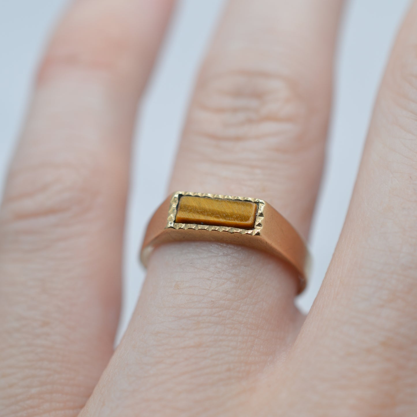 1970s Vintage 9ct Gold Tiger's Eye Signet Ring