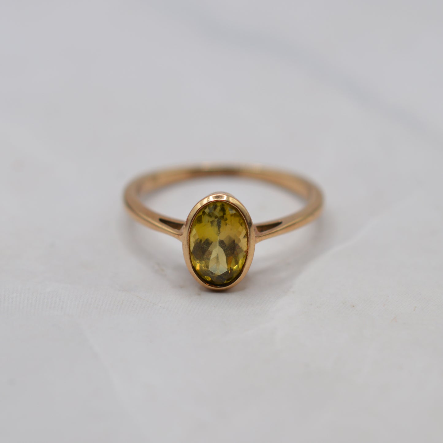 9ct Gold Peridot Solitaire Ring