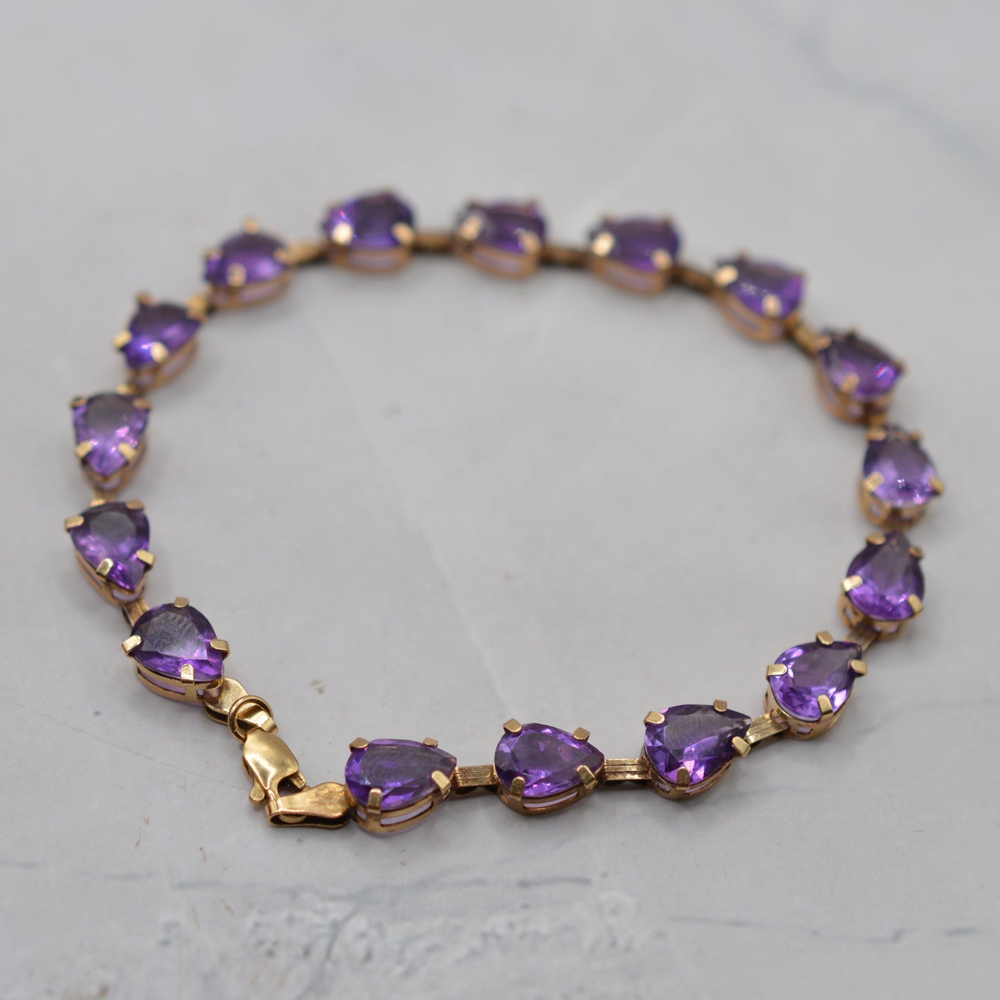 9ct Gold Amethyst Line Bracelet (7.5")