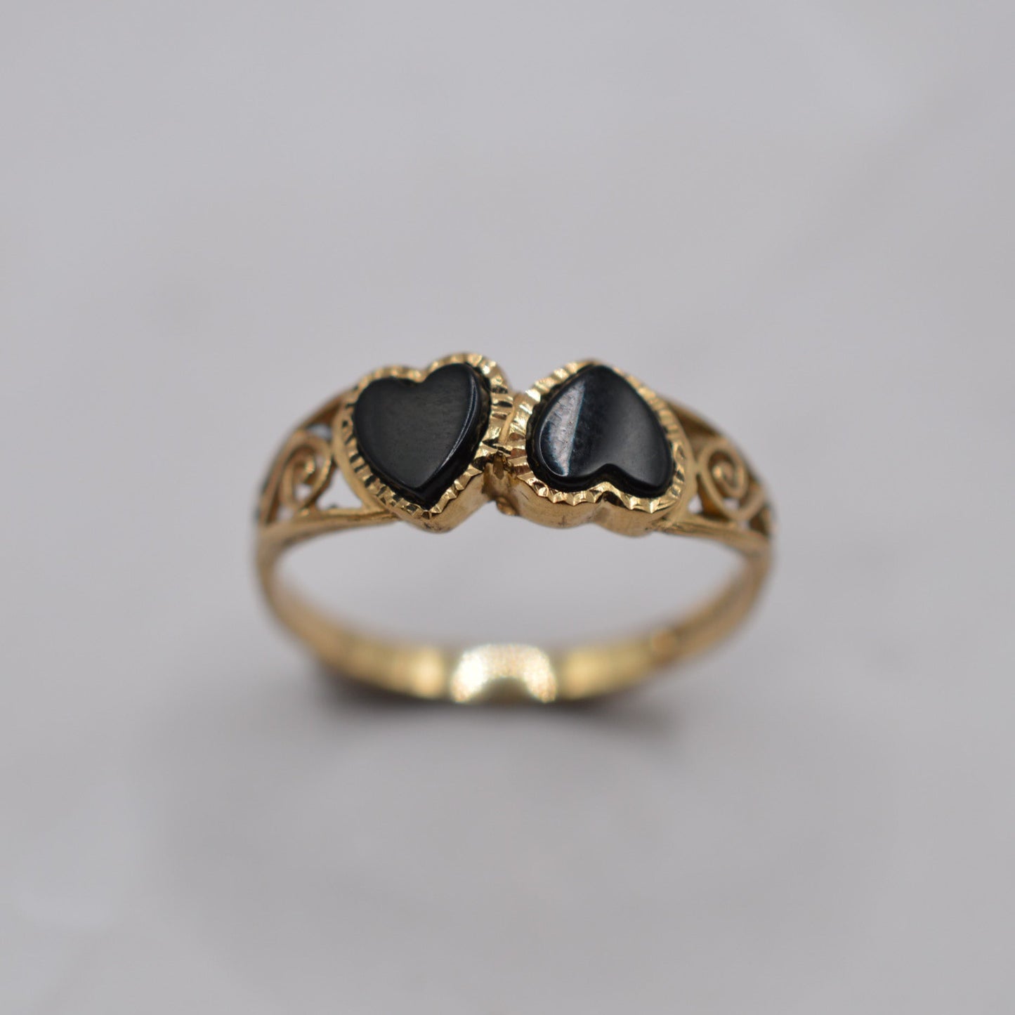 1990s 9ct Gold Double Heart Onyx Ring