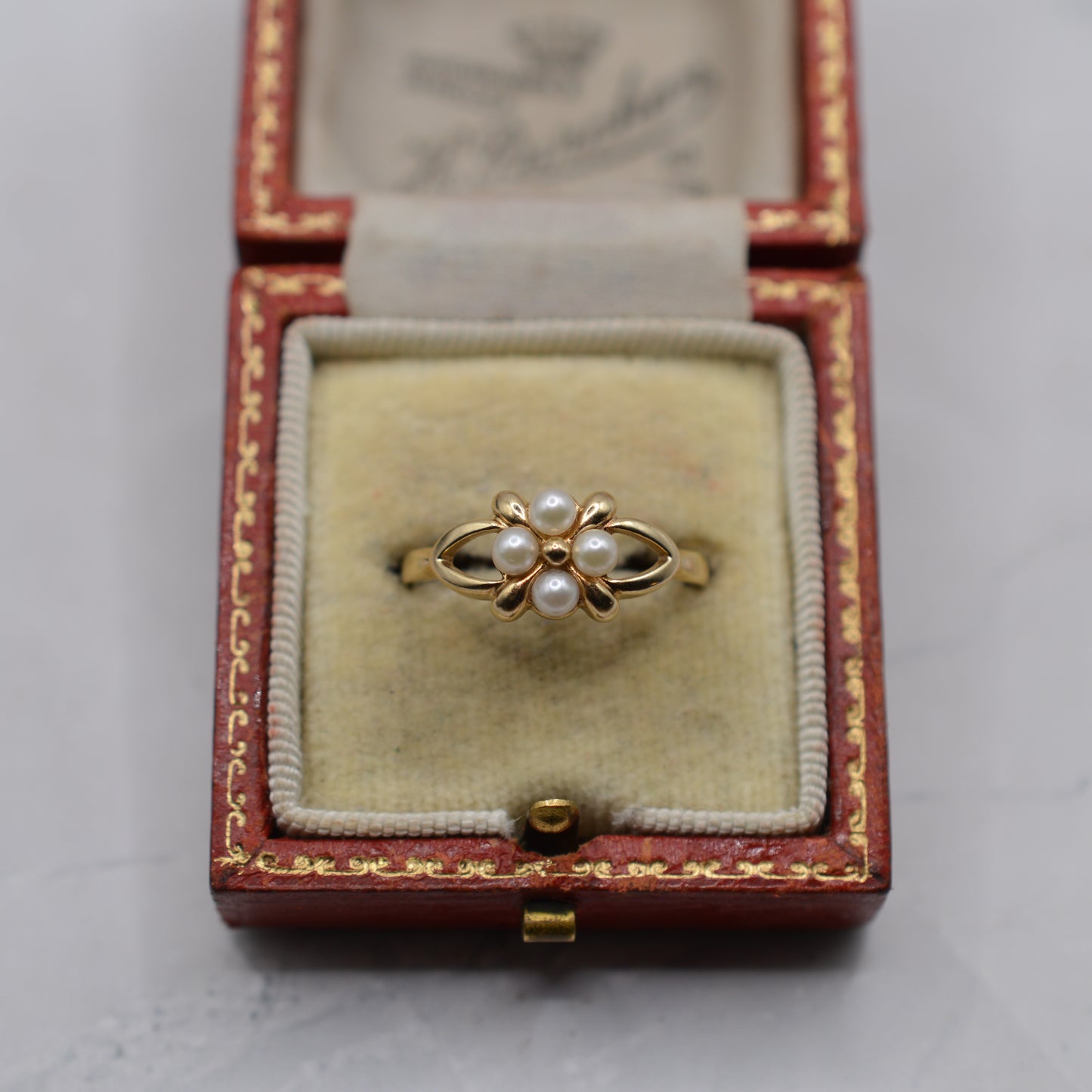 9ct Gold Pearl Floral Cluster Ring