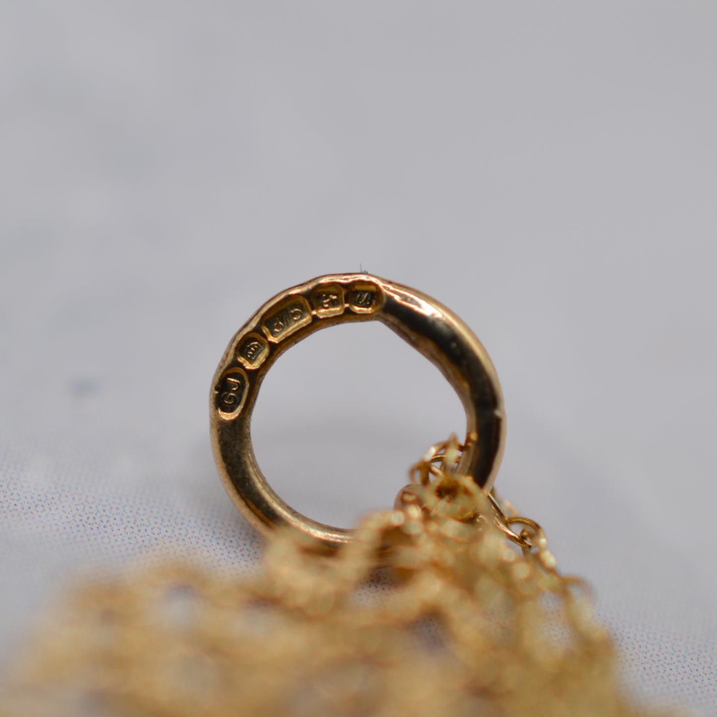 1990s 9ct Gold Swivel Fob Pendant Necklace (18")
