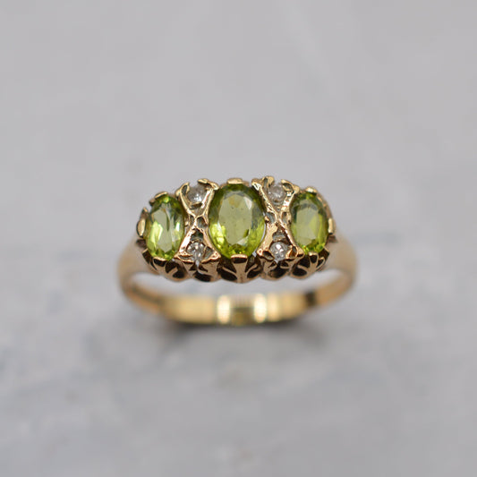 1990s 9ct Gold Peridot & Diamond Ring