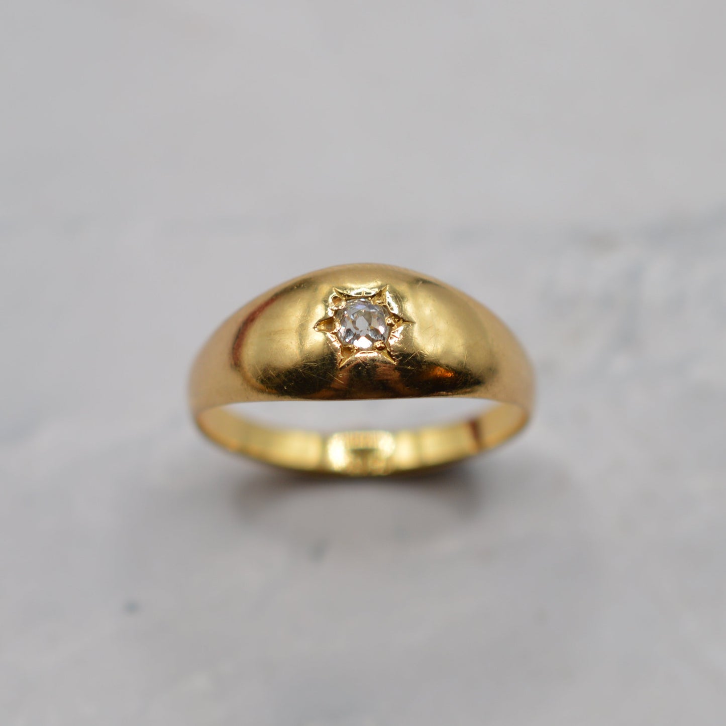 Antique Victorian 18ct Gold Diamond Solitaire Gypsy Ring