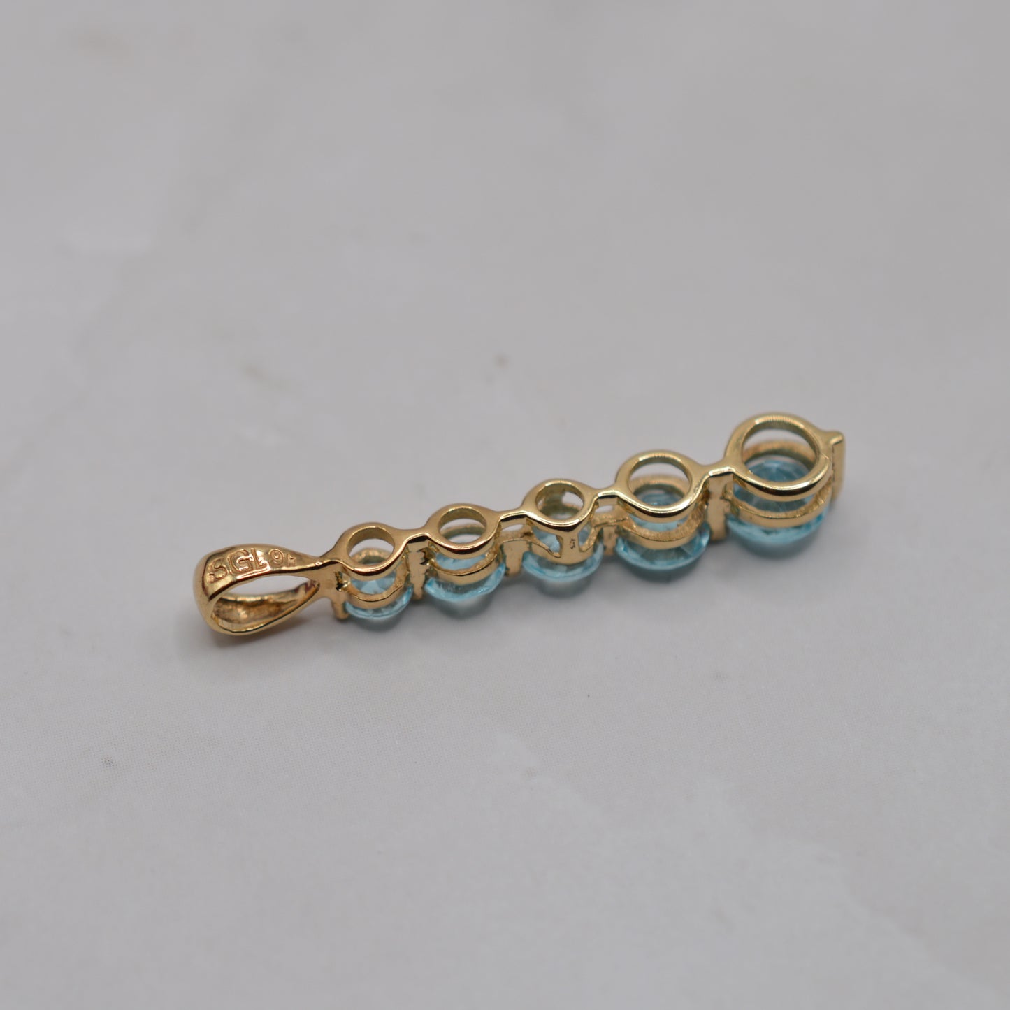 9ct Gold Five-Stone Drop Pendant