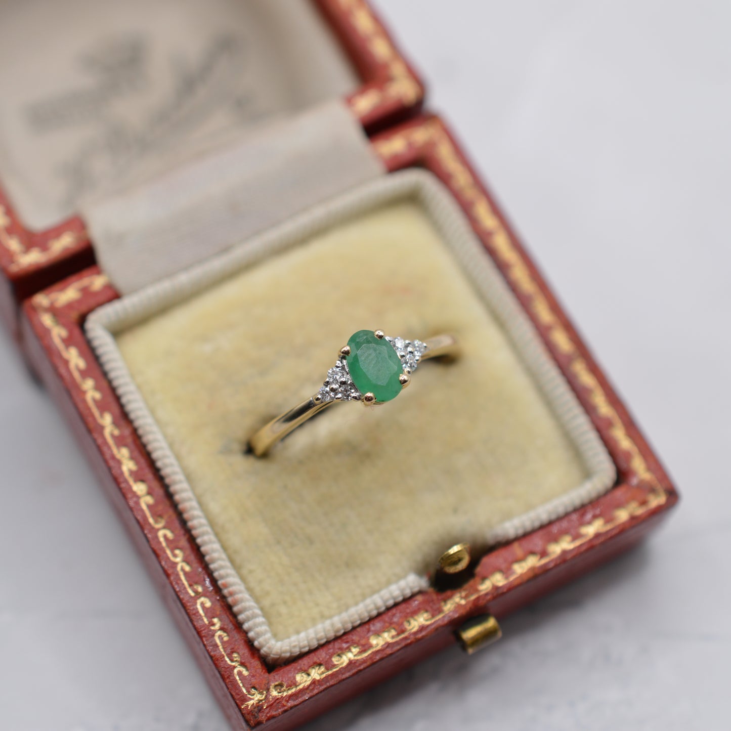 9ct Gold Emerald & Diamond Ring