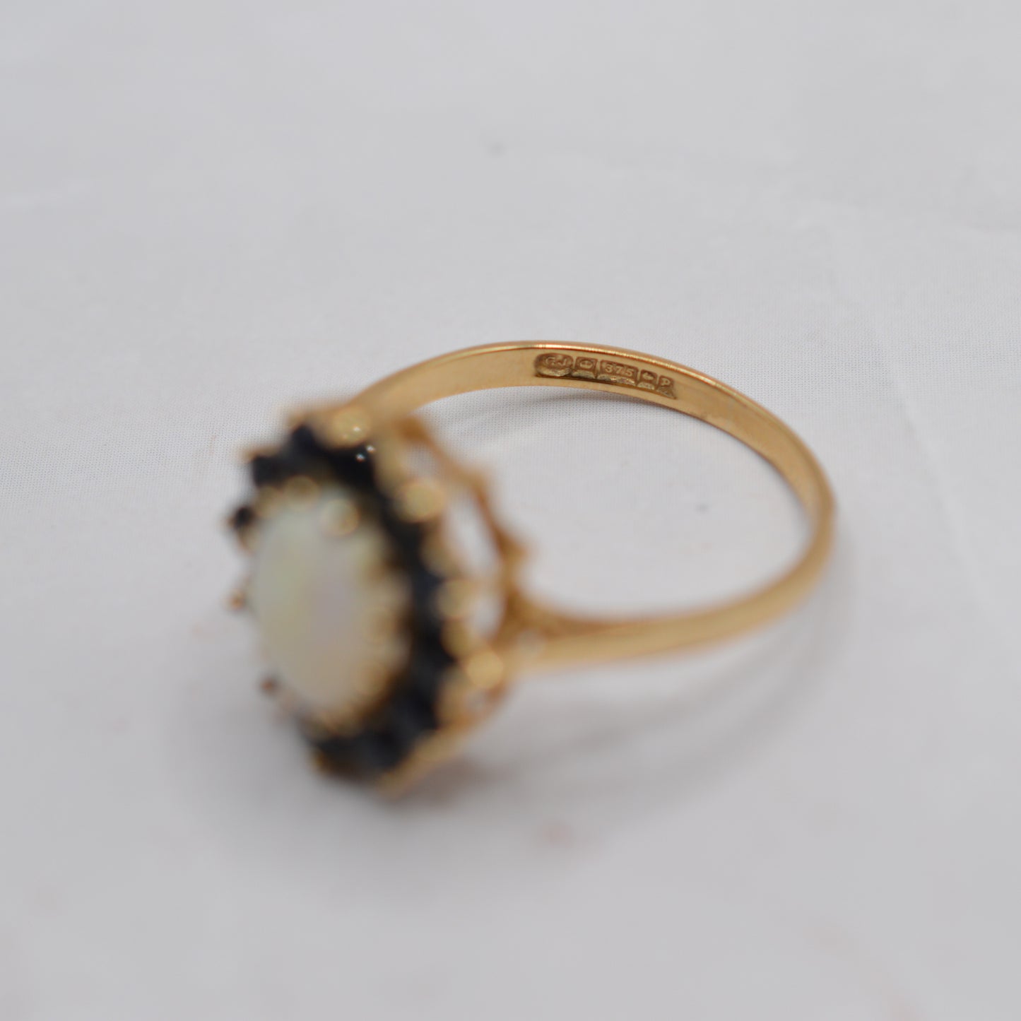 Vintage 9ct Gold Opal & Sapphire Cluster Ring
