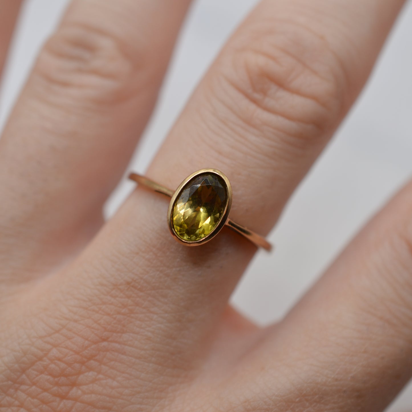 9ct Gold Peridot Solitaire Ring