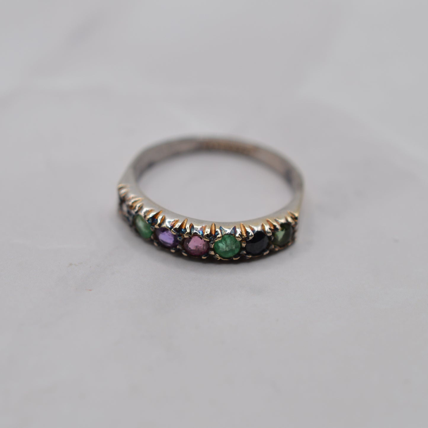 1980s Vintage 9ct White Gold ‘DEAREST’ Acrostic Half-Eternity Ring