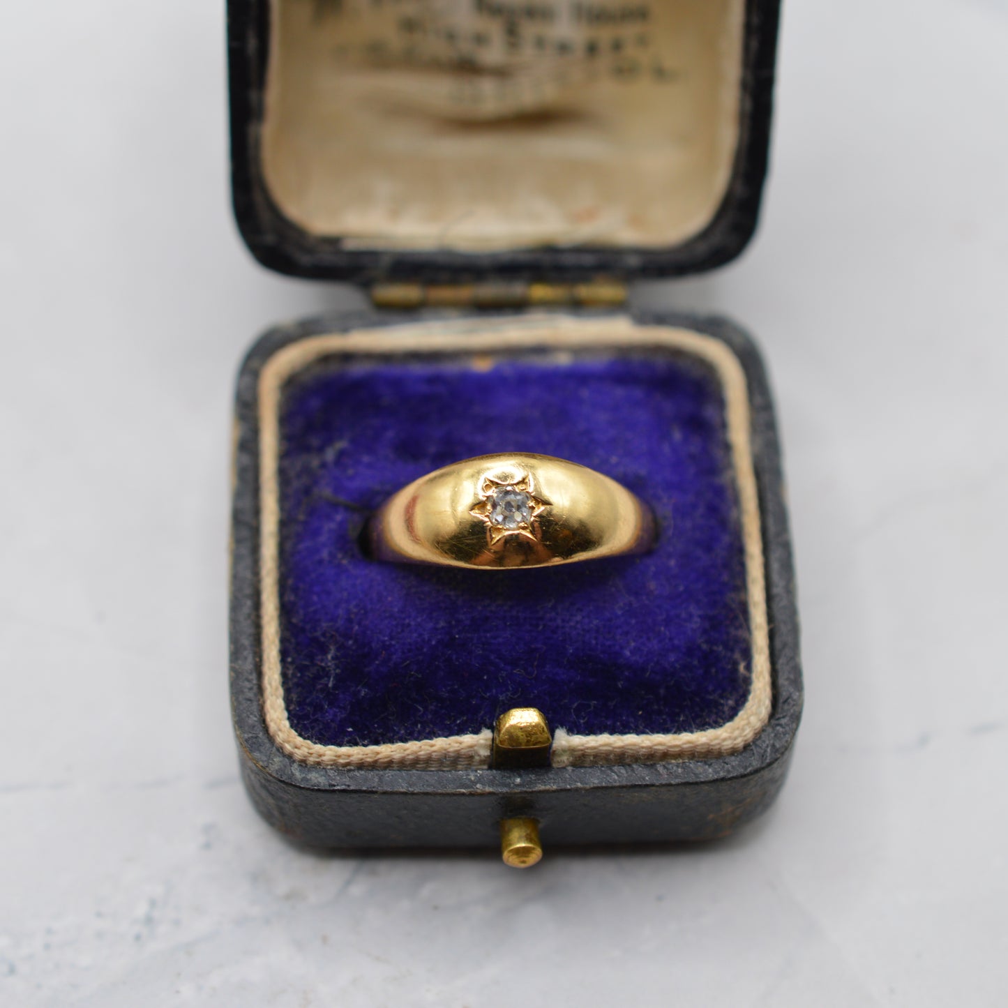 Antique Victorian 18ct Gold Diamond Solitaire Gypsy Ring