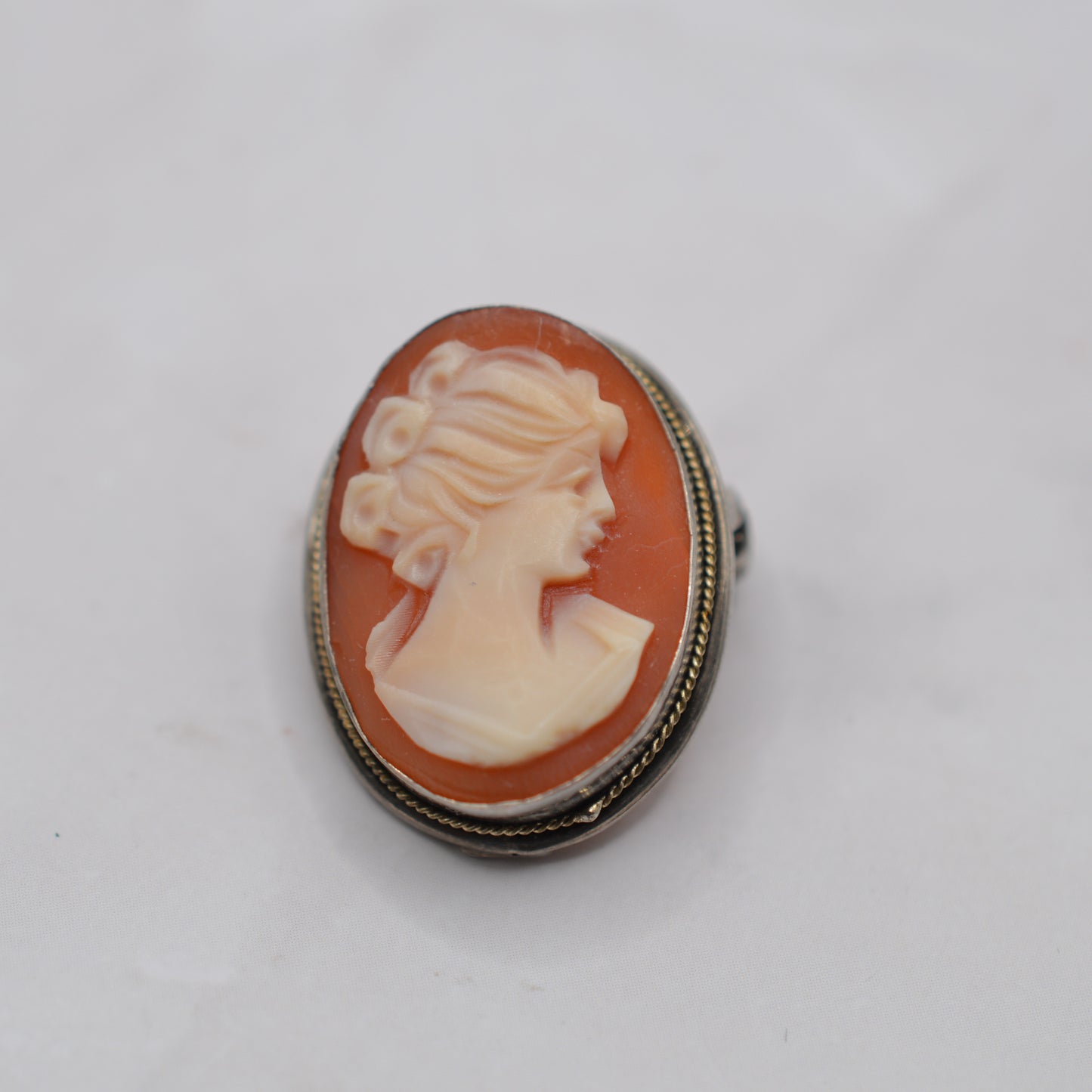 Vintage Sterling Silver Shell Cameo Brooch/Pendant