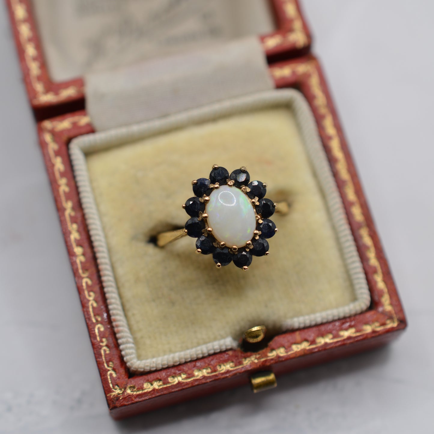 Vintage 9ct Gold Opal & Sapphire Cluster Ring