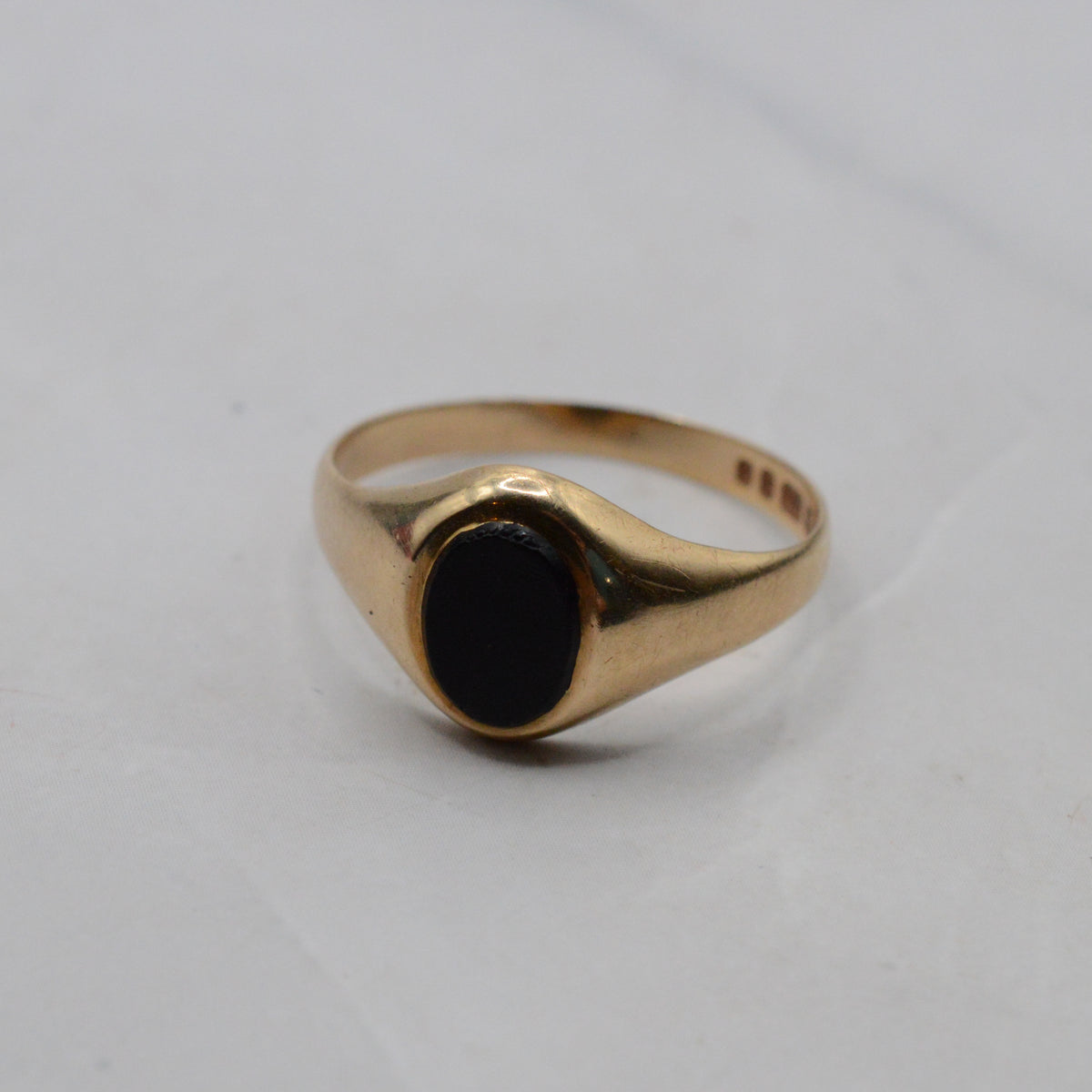 1980s 9ct Gold Onyx Signet Ring