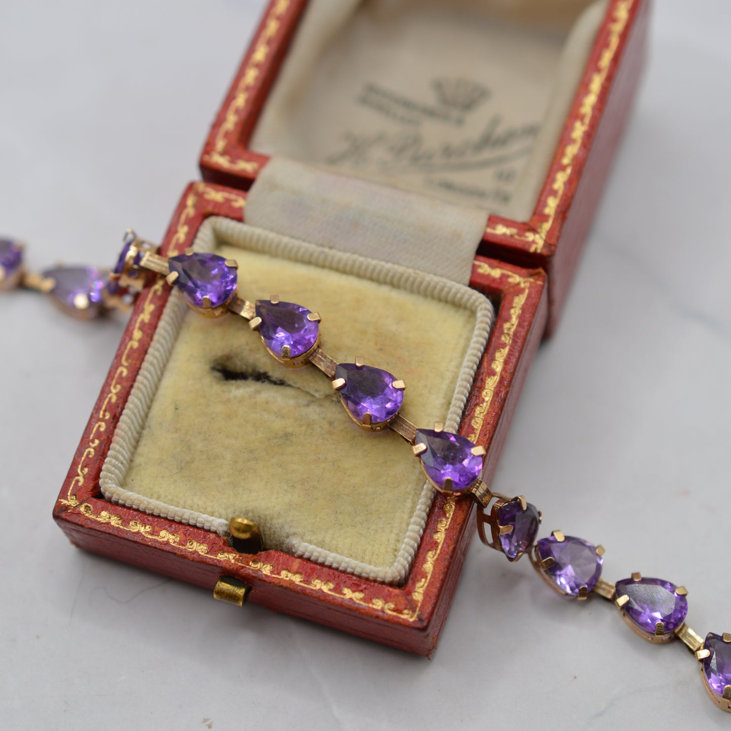 9ct Gold Amethyst Line Bracelet (7.5")