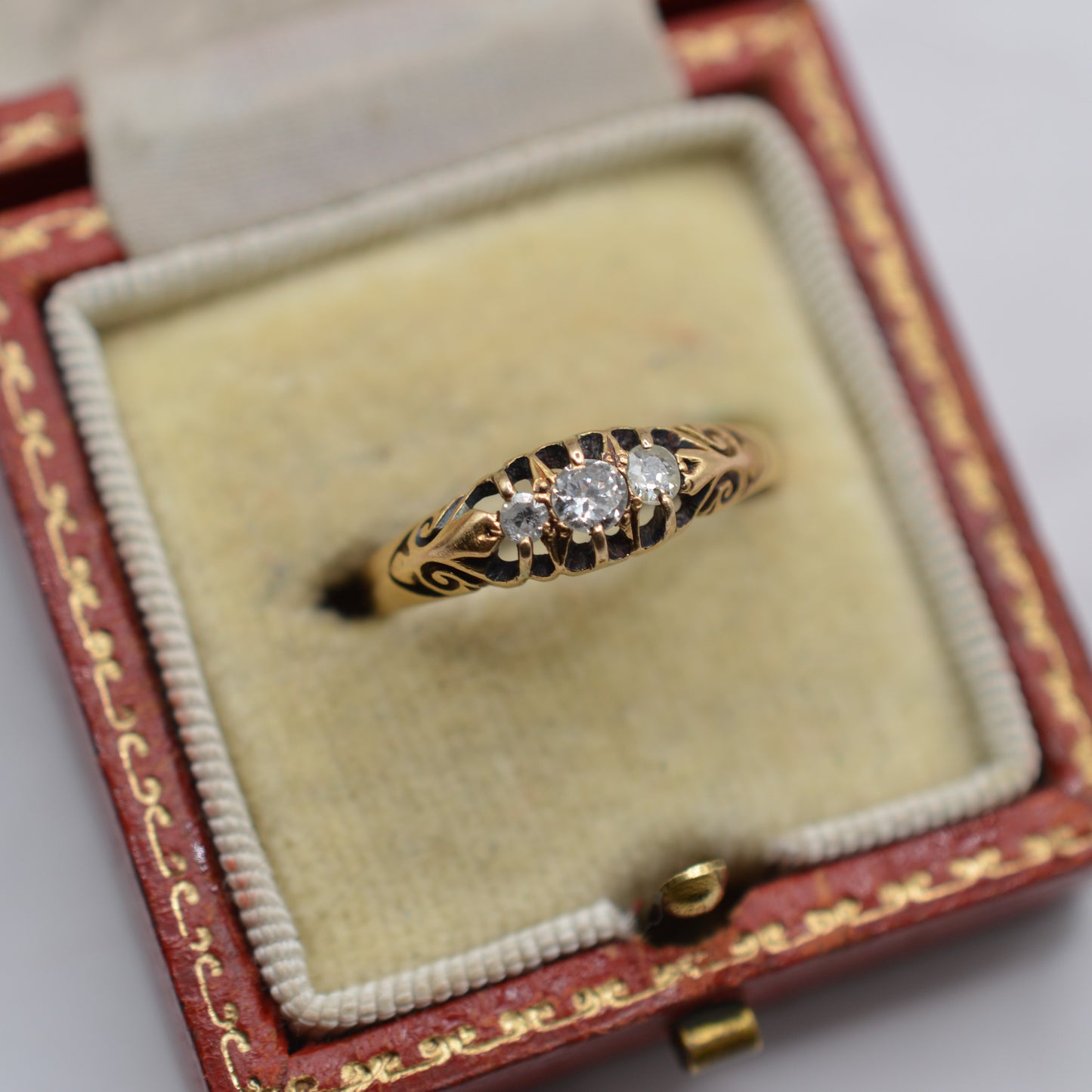 Antique 9ct Gold Diamond Trilogy Ring