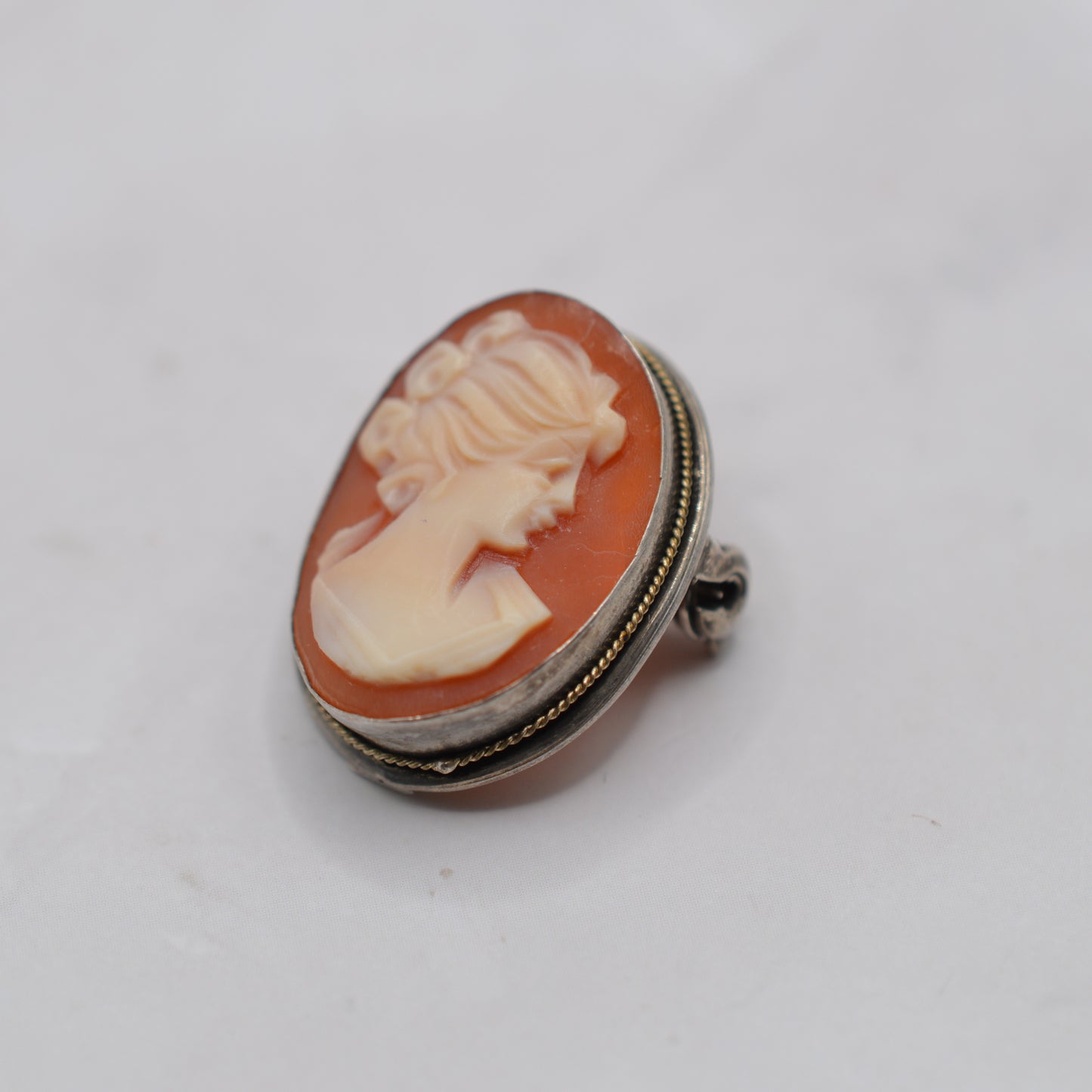 Vintage Sterling Silver Shell Cameo Brooch/Pendant