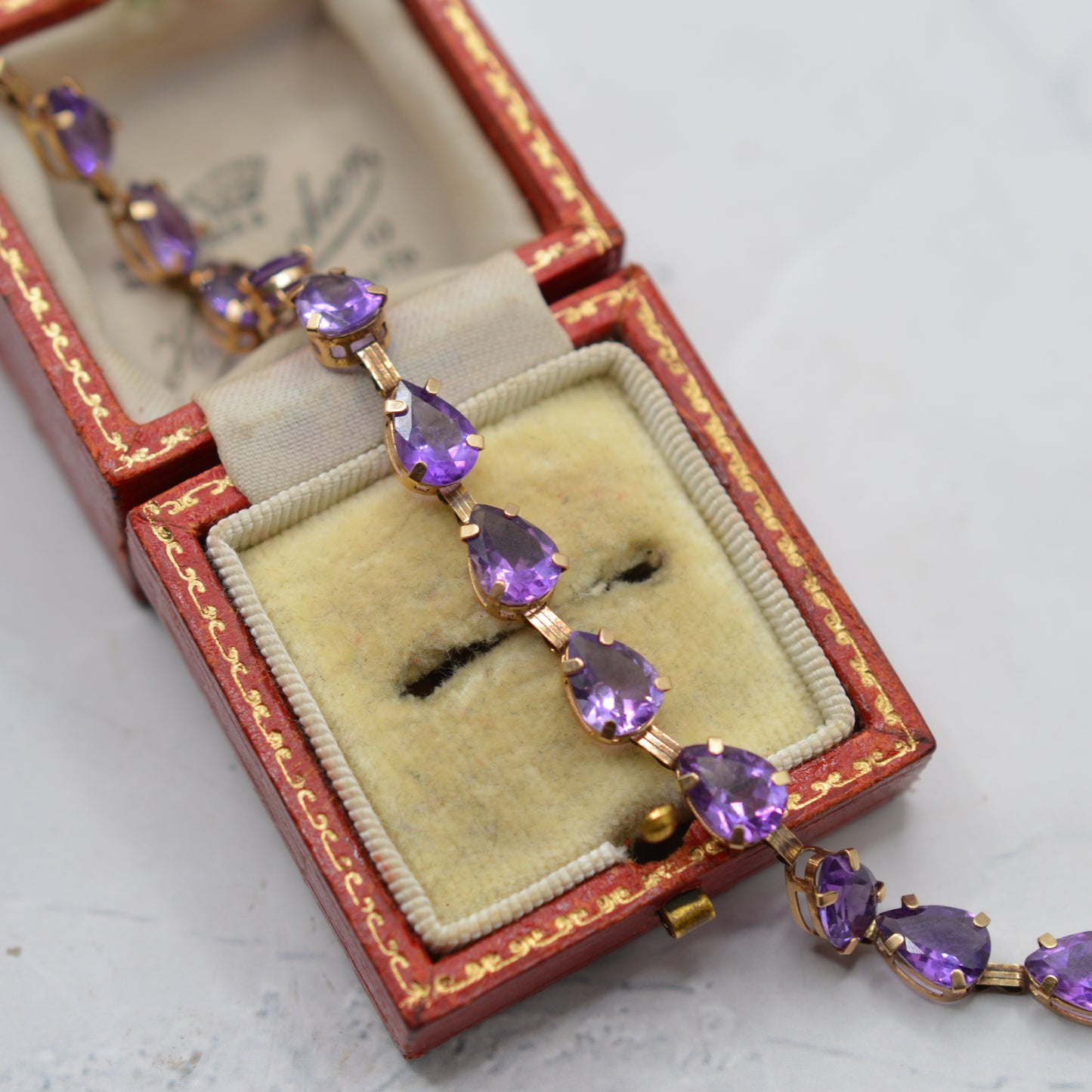 9ct Gold Amethyst Line Bracelet (7.5")